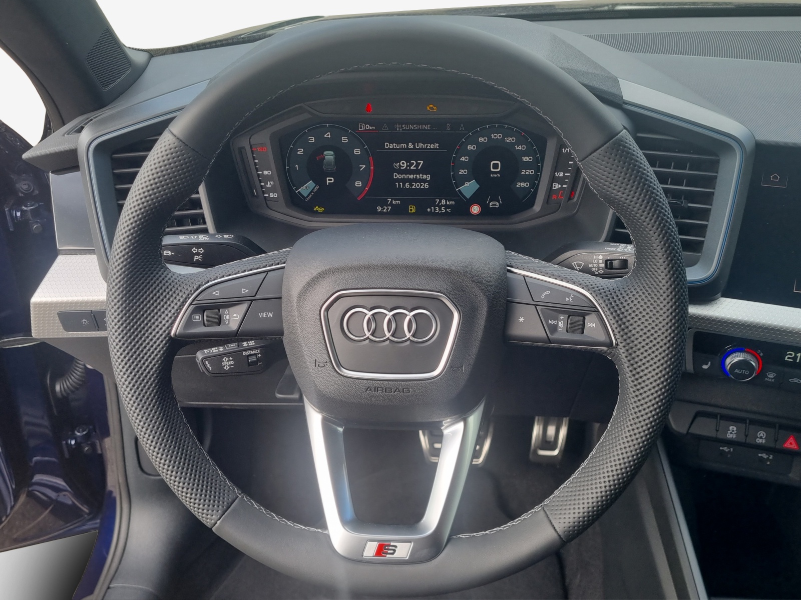 AUDI A1 Sportback 30 TFSI S Line Attraction S-tronic-image-9