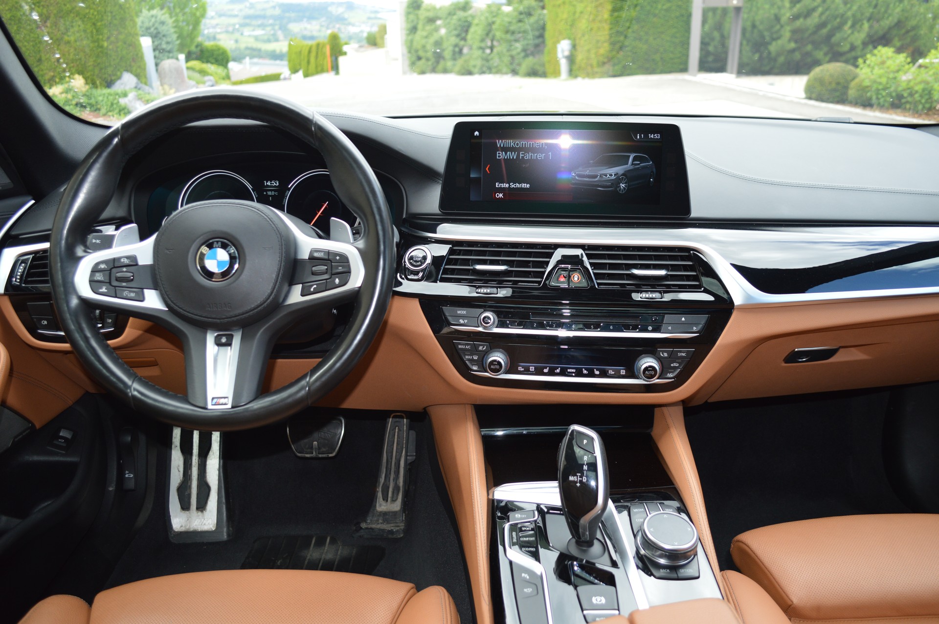 BMW M550d xDrive Touring Steptronic-image-6