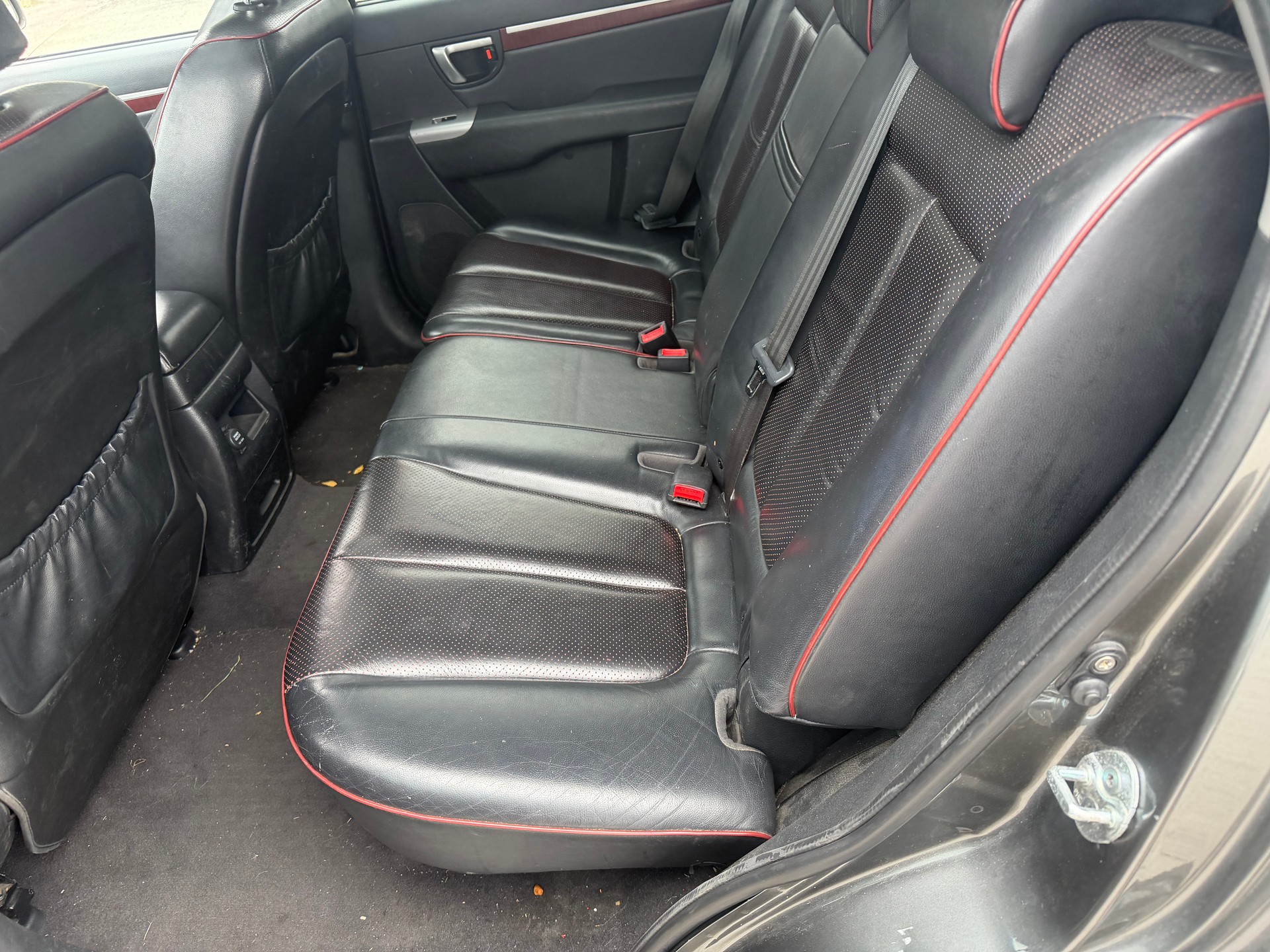HYUNDAI Santa Fe 2.2 CRDi Premium 4WD Automatic-image-7