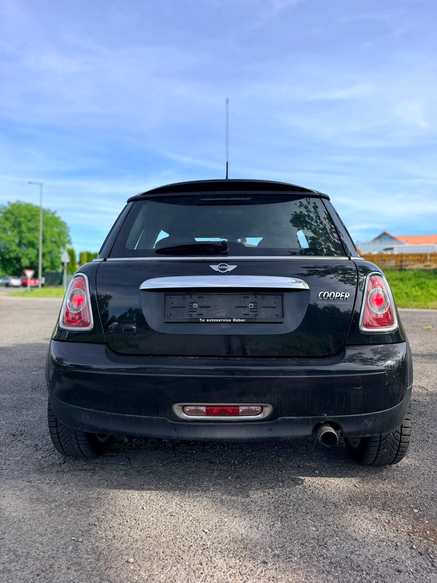 MINI Cooper Steptronic-image-4