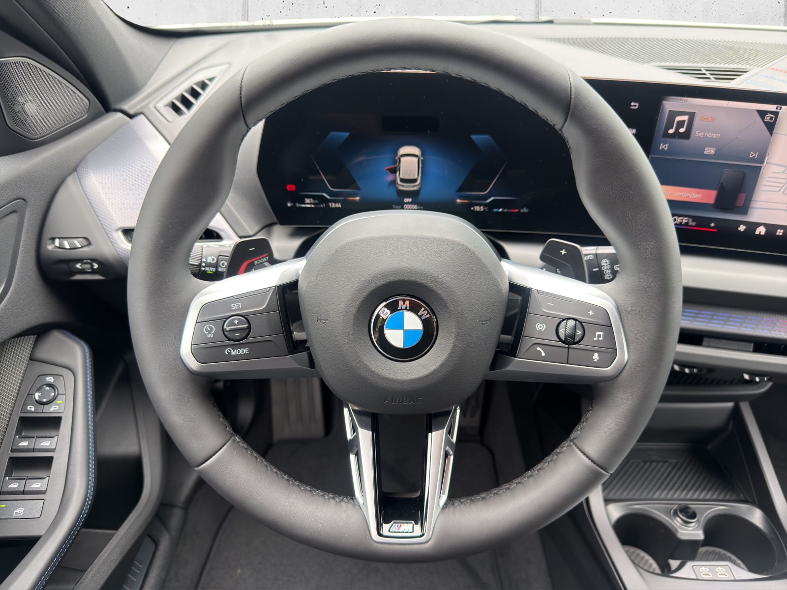 BMW 123 xDrive M Sport-image-11