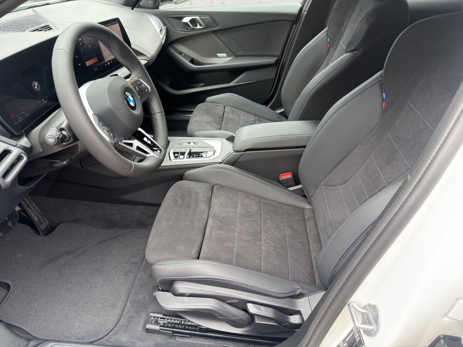 BMW 123 xDrive M Sport-image-9