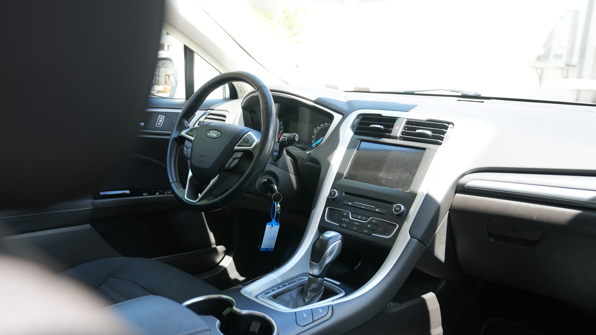 FORD Mondeo 2.0 TDCi Business Plus AWD PowerShift-image-8