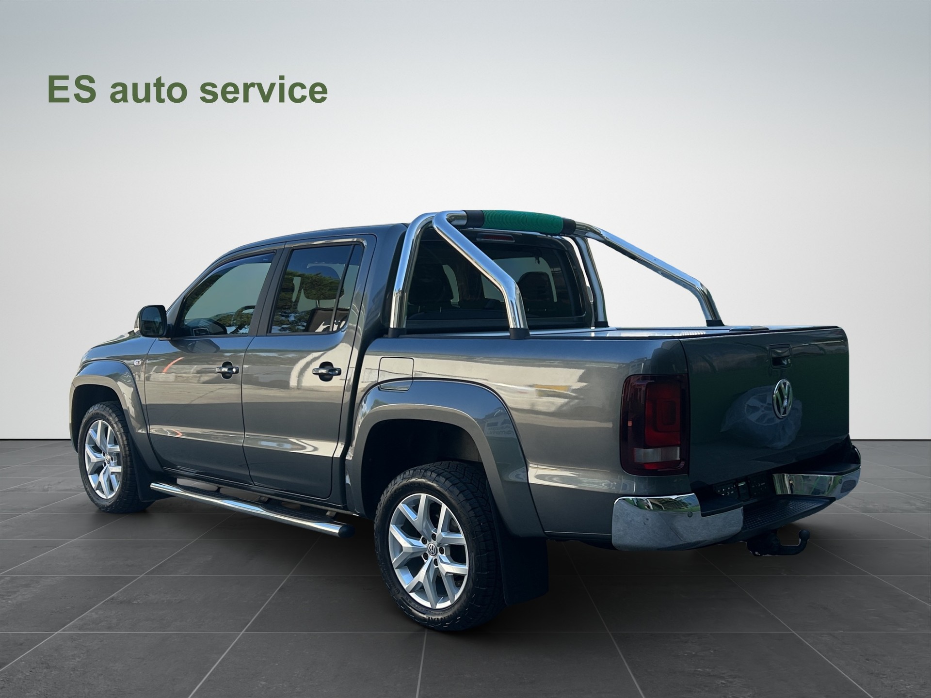 VW Amarok 3.0TDI Crossline 4Motion Automatic-image-2