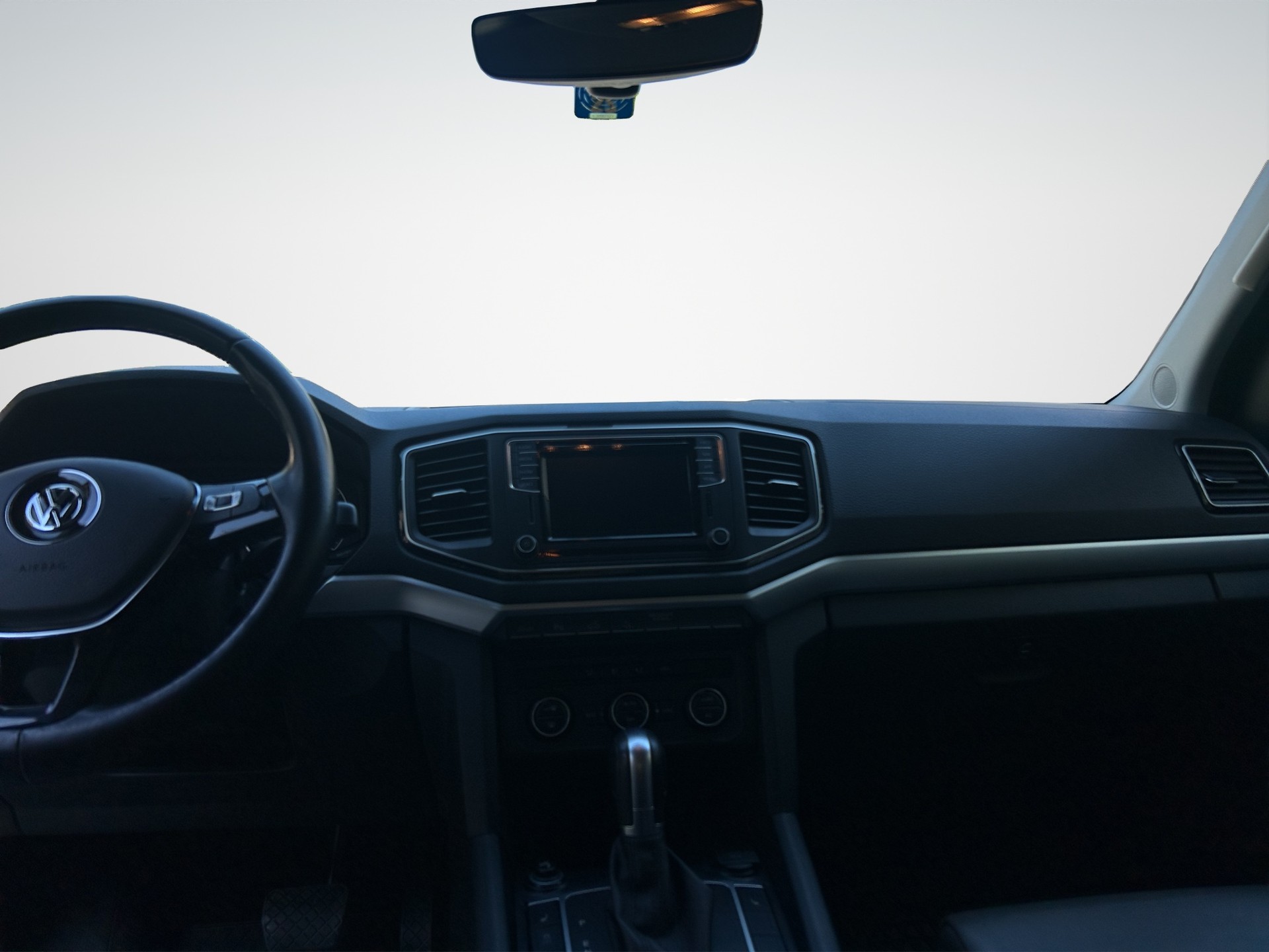 VW Amarok 3.0TDI Crossline 4Motion Automatic-image-6