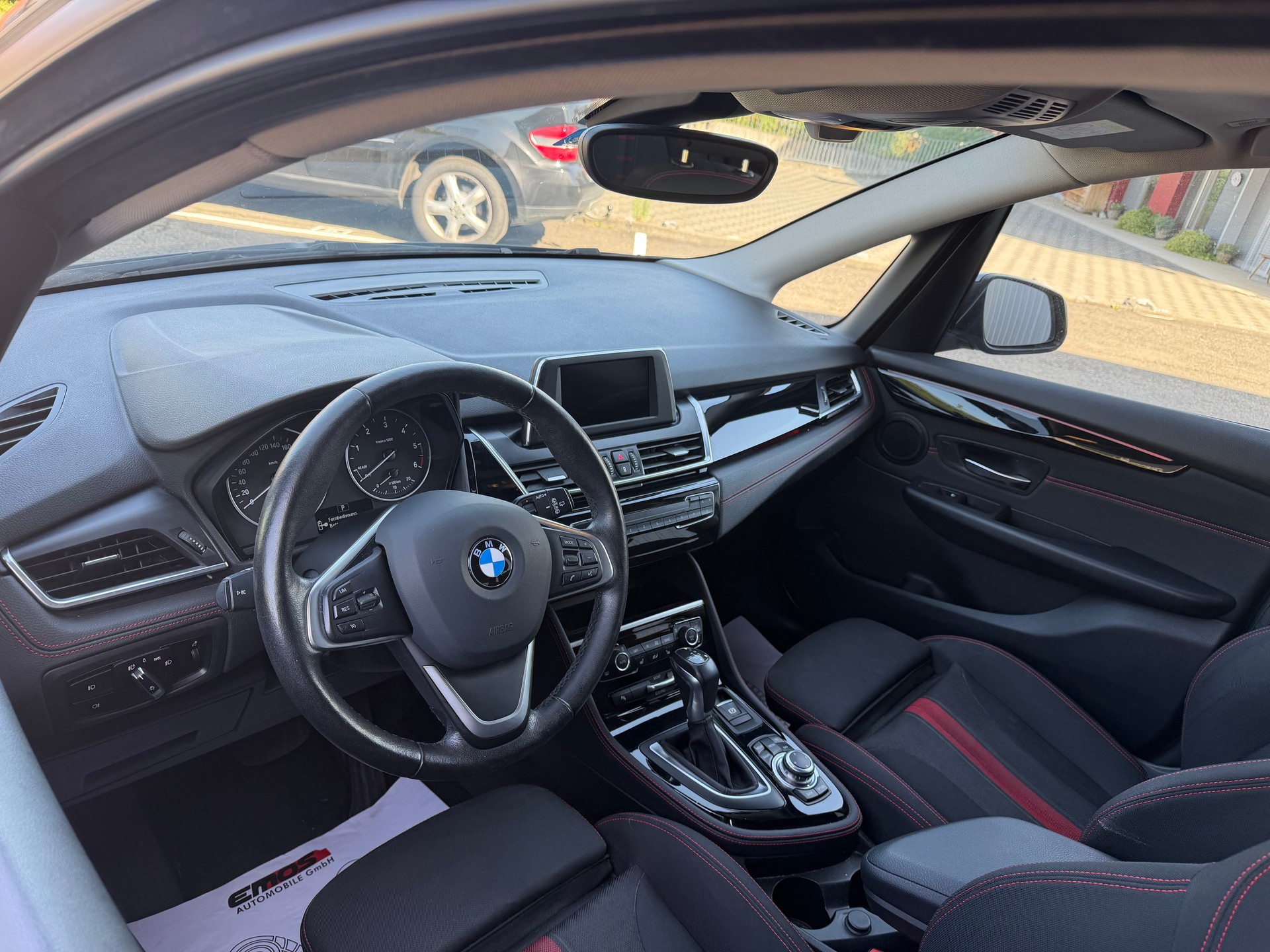 BMW 218d Active Tourer Sport Line Steptronic-image-9