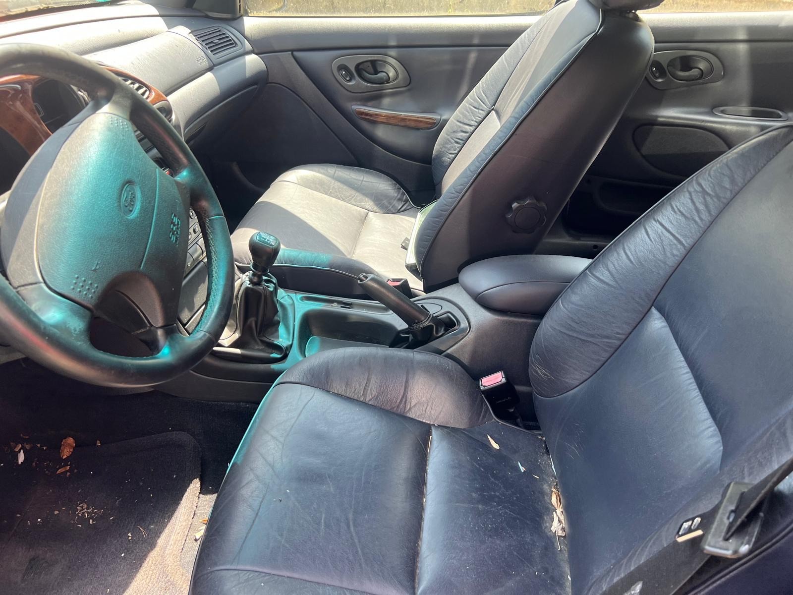 FORD Mondeo 2.5i V6 Ghia-image-5