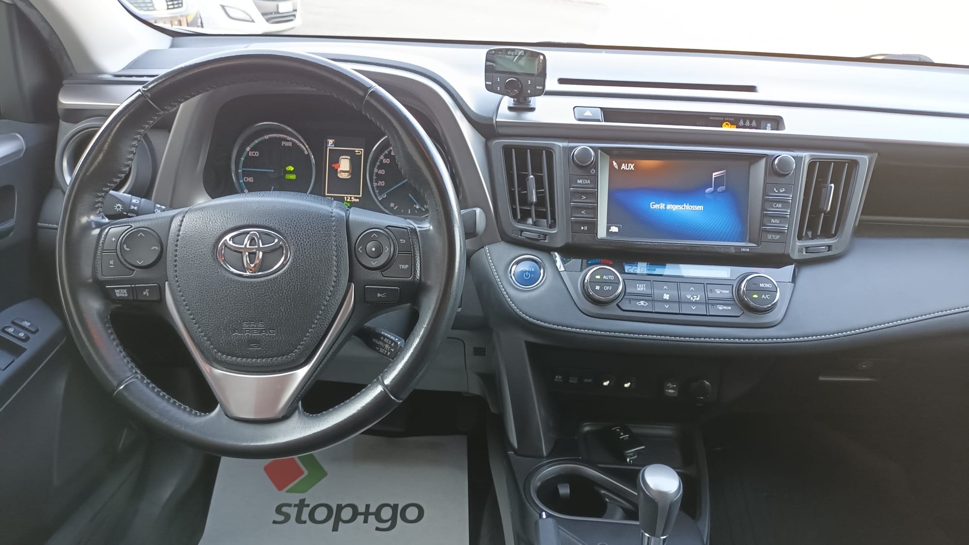 TOYOTA RAV-4 2.5 HSD Trend e-CVT 2WD-image-9