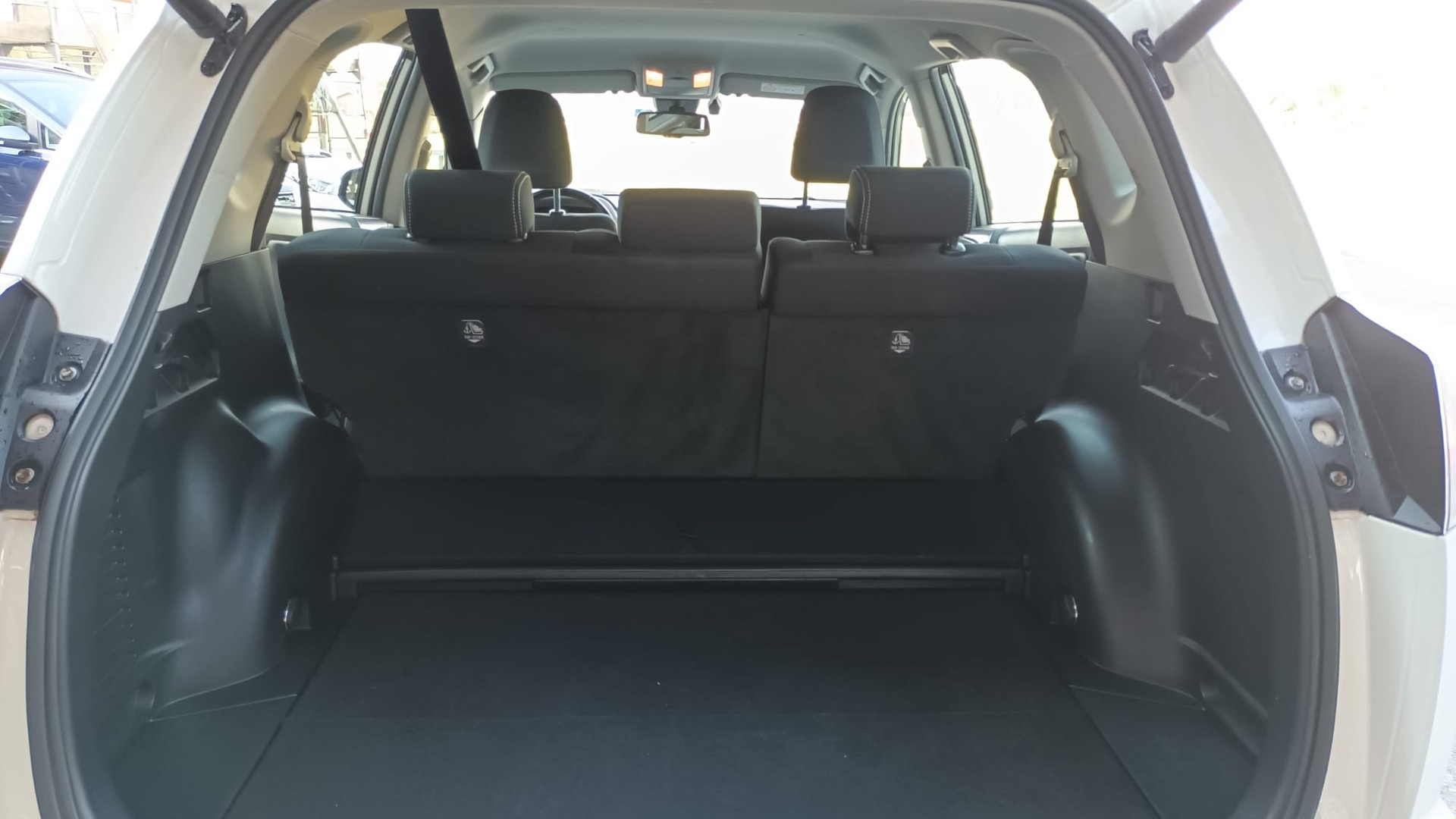 TOYOTA RAV-4 2.5 HSD Trend e-CVT 2WD-image-15