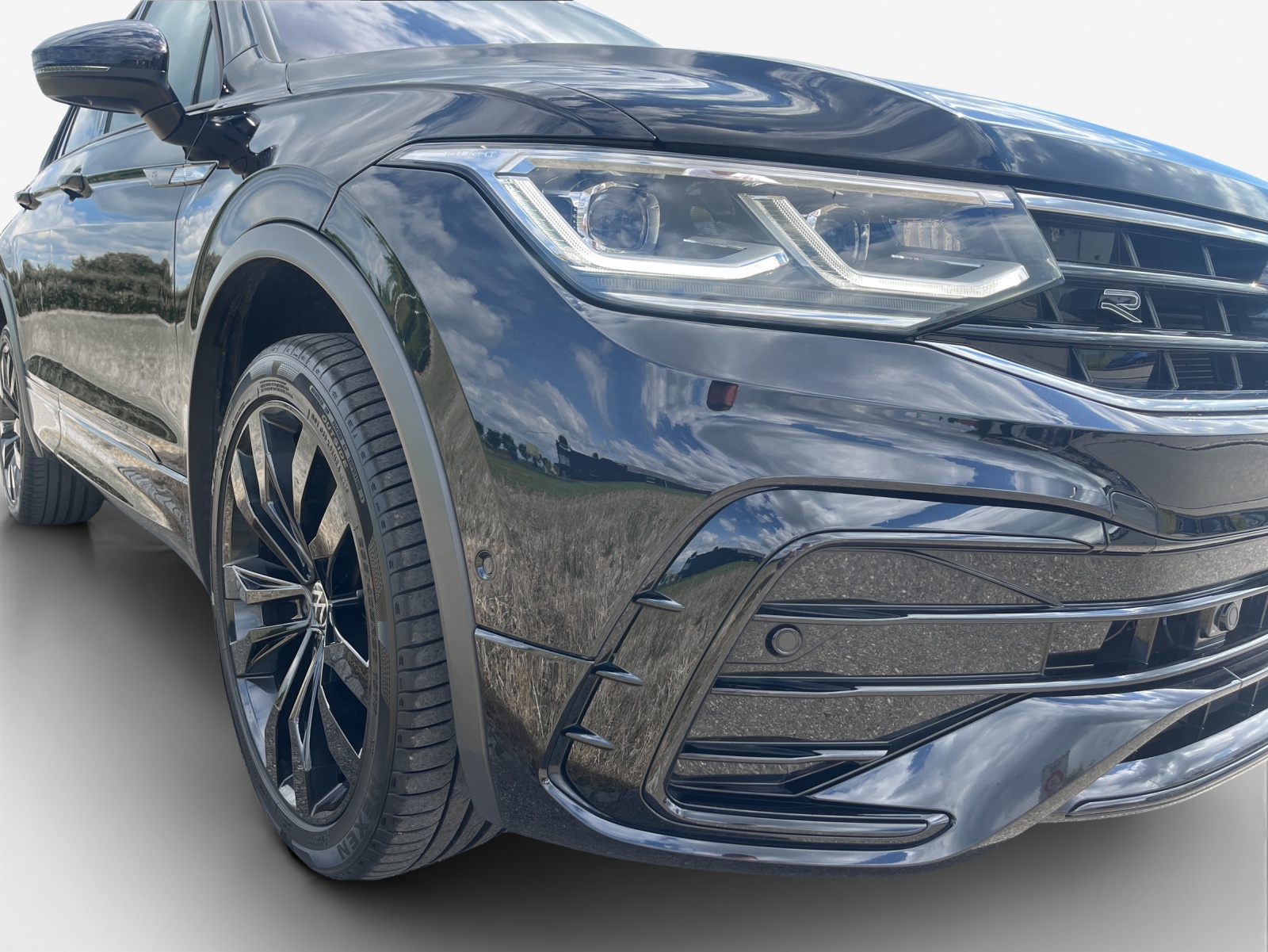 VW Tiguan 2.0TSI R-Line 4Motion DSG-image-13
