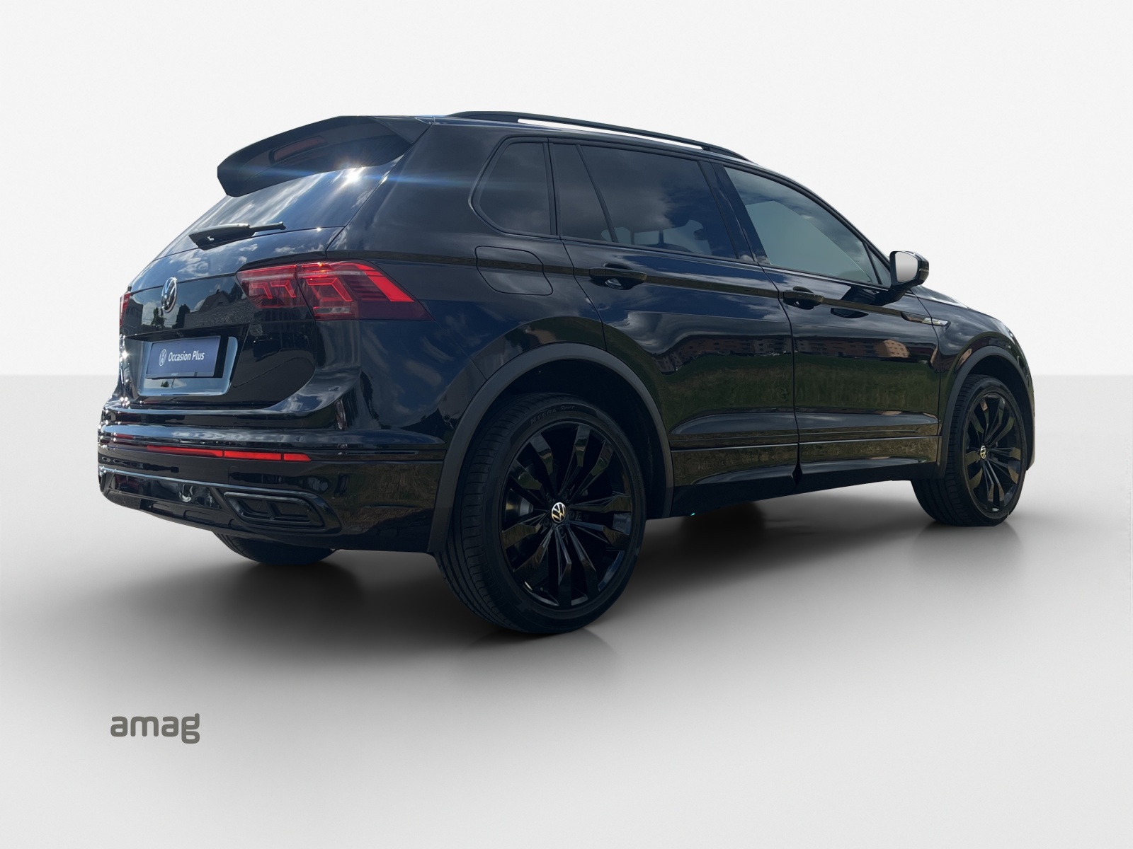 VW Tiguan 2.0TSI R-Line 4Motion DSG-image-4