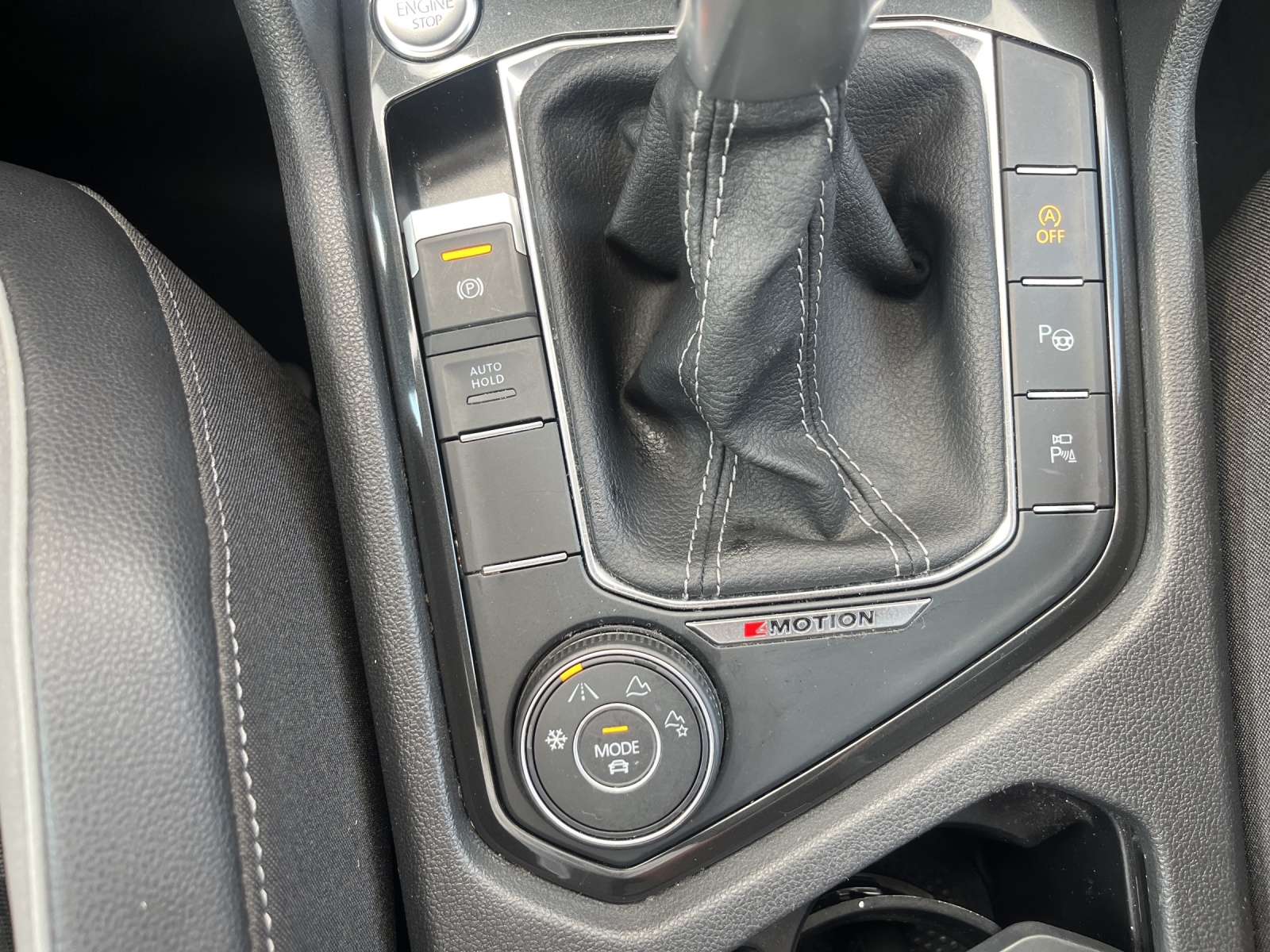 VW Tiguan 2.0TSI R-Line 4Motion DSG-image-15