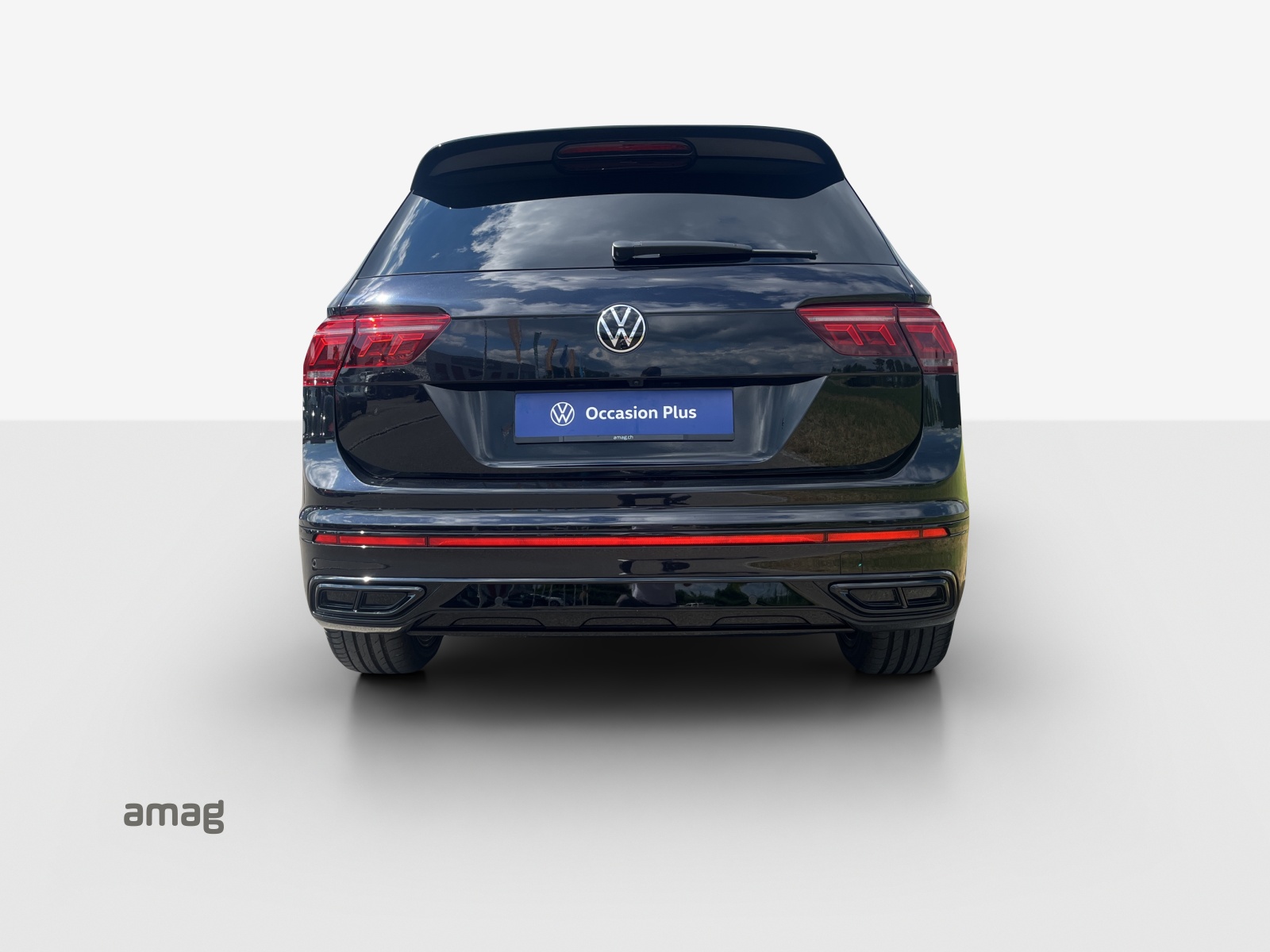 VW Tiguan 2.0TSI R-Line 4Motion DSG-showroom-element-3