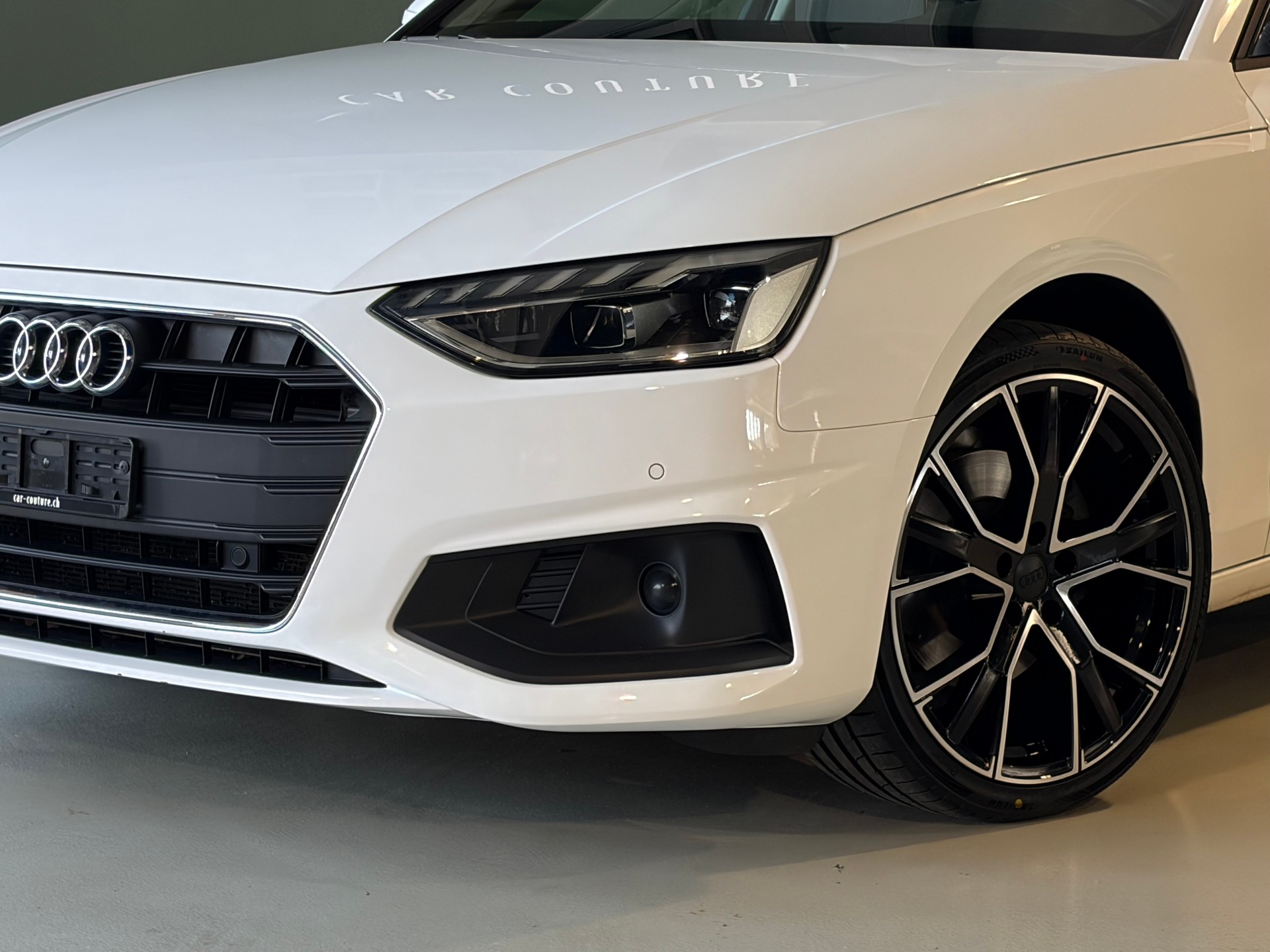 AUDI A4 Avant 35 TDI S-tronic ***19Zoll-Alu***CH-Fahrzeug***-image-2