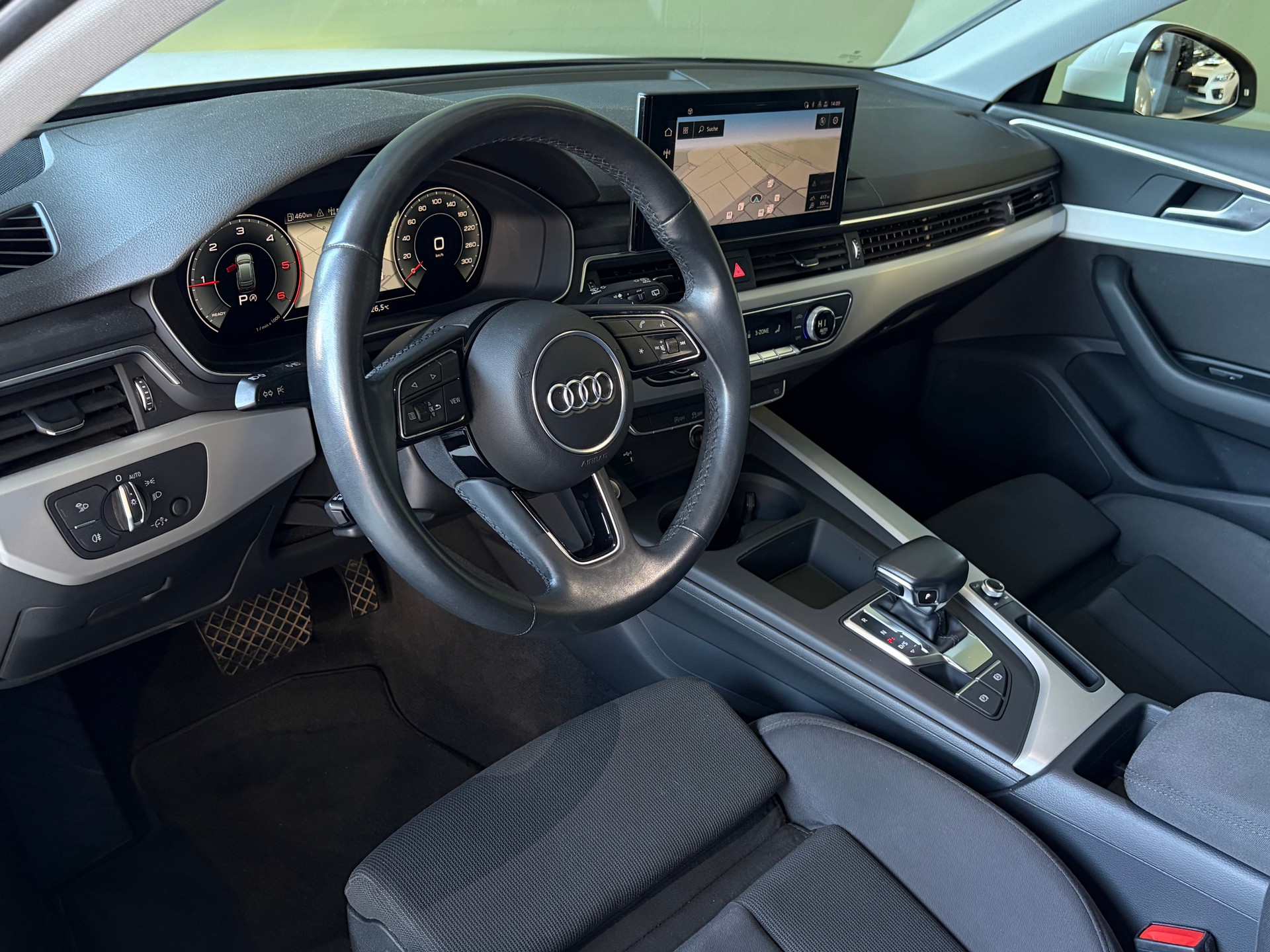 AUDI A4 Avant 35 TDI S-tronic ***19Zoll-Alu***CH-Fahrzeug***-image-7