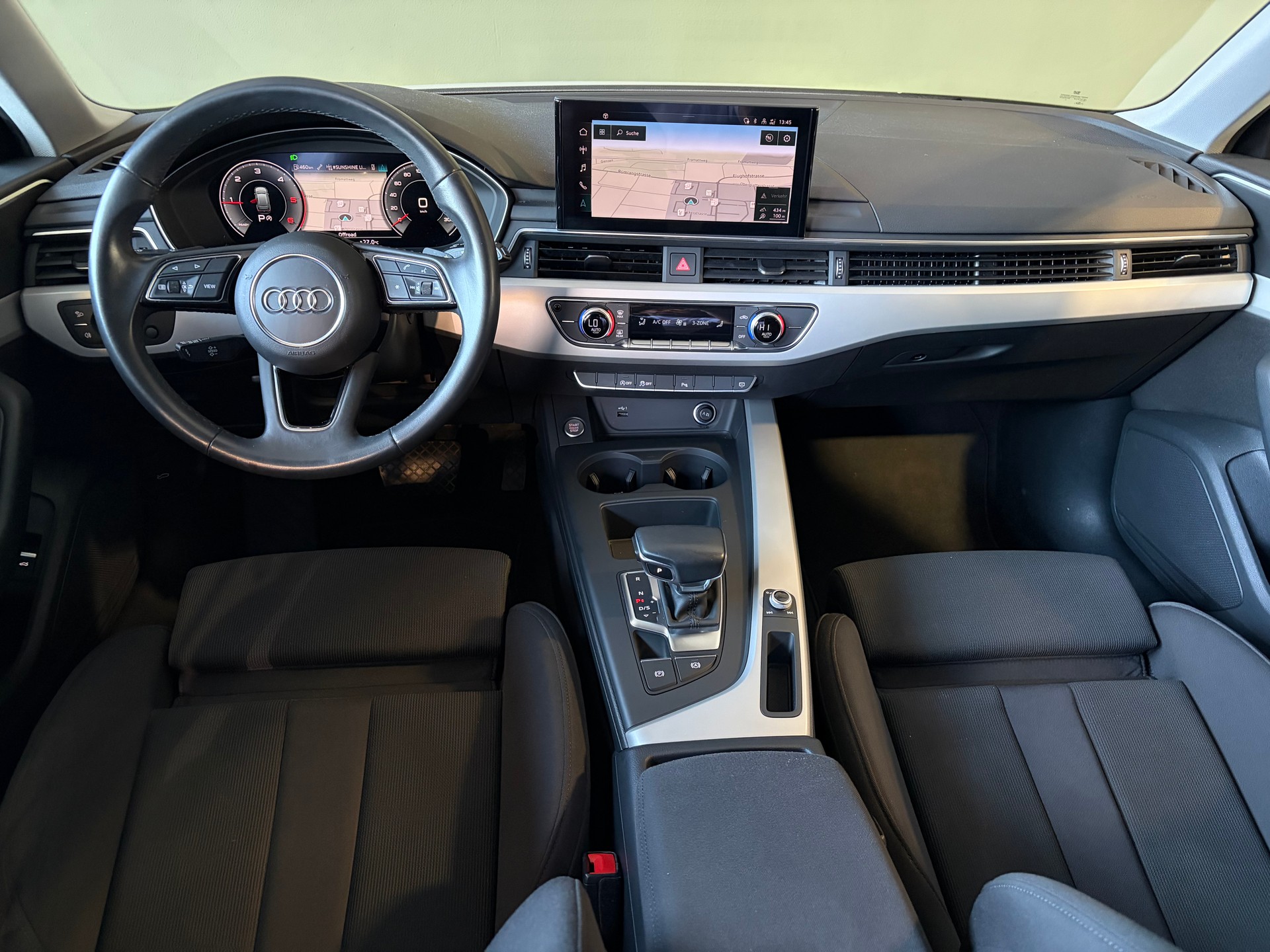 AUDI A4 Avant 35 TDI S-tronic ***19Zoll-Alu***CH-Fahrzeug***-image-6
