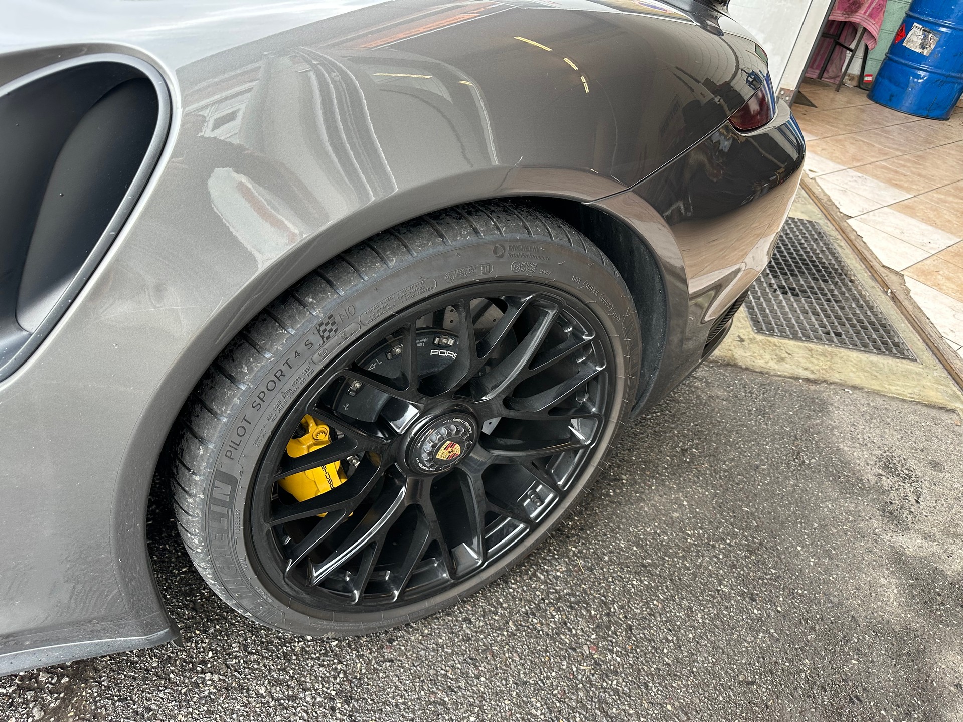 PORSCHE 911 Turbo S PDK-image-7
