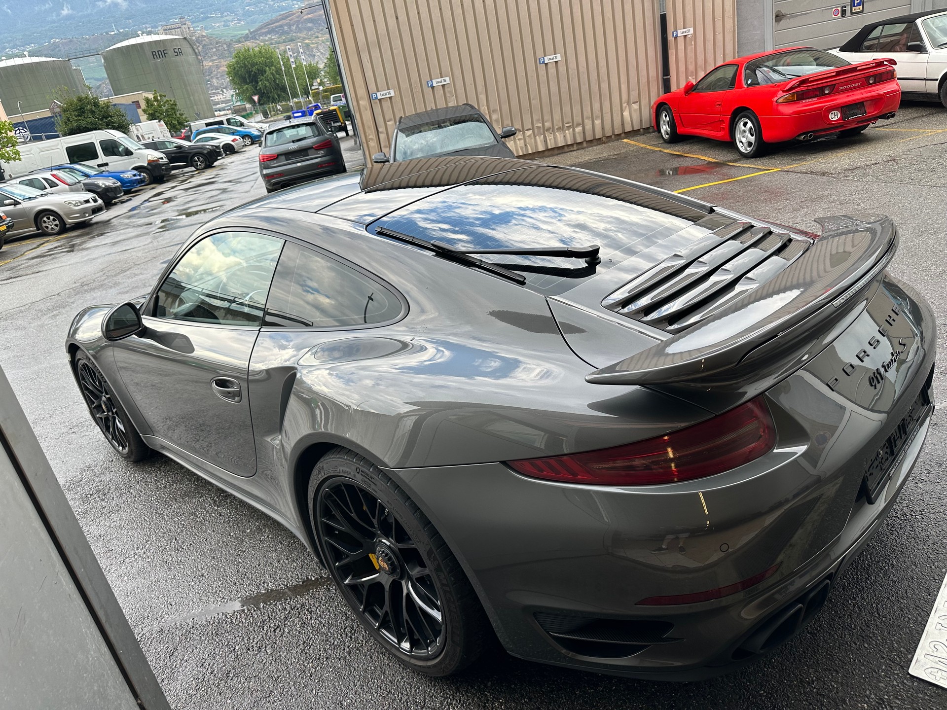 PORSCHE 911 Turbo S PDK-image-5