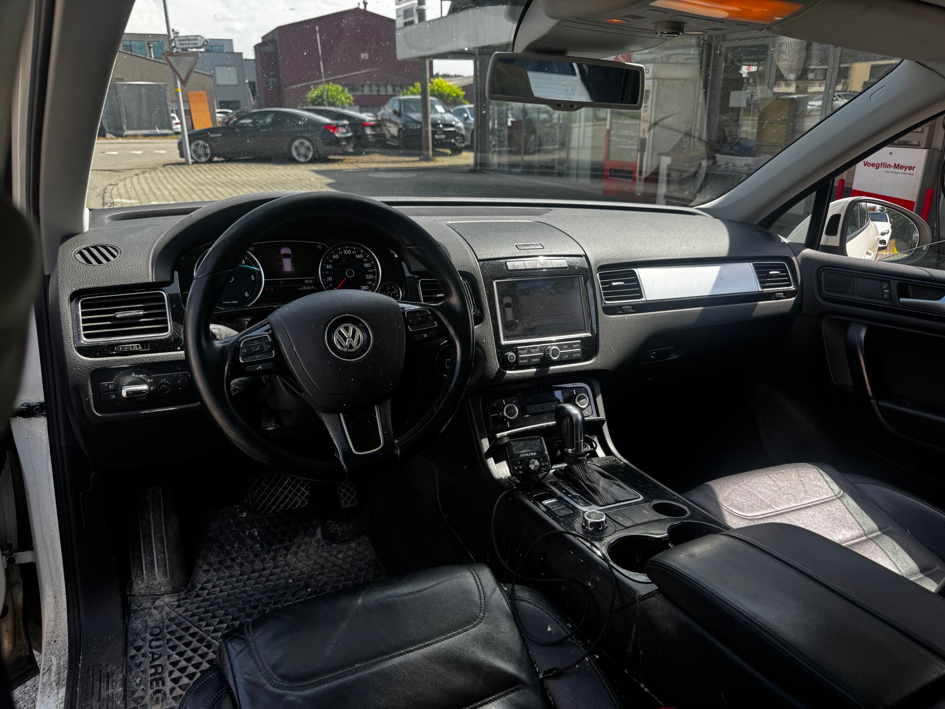 VW Touareg 3.0 TDI BlueMotion Technology Tiptronic-image-5