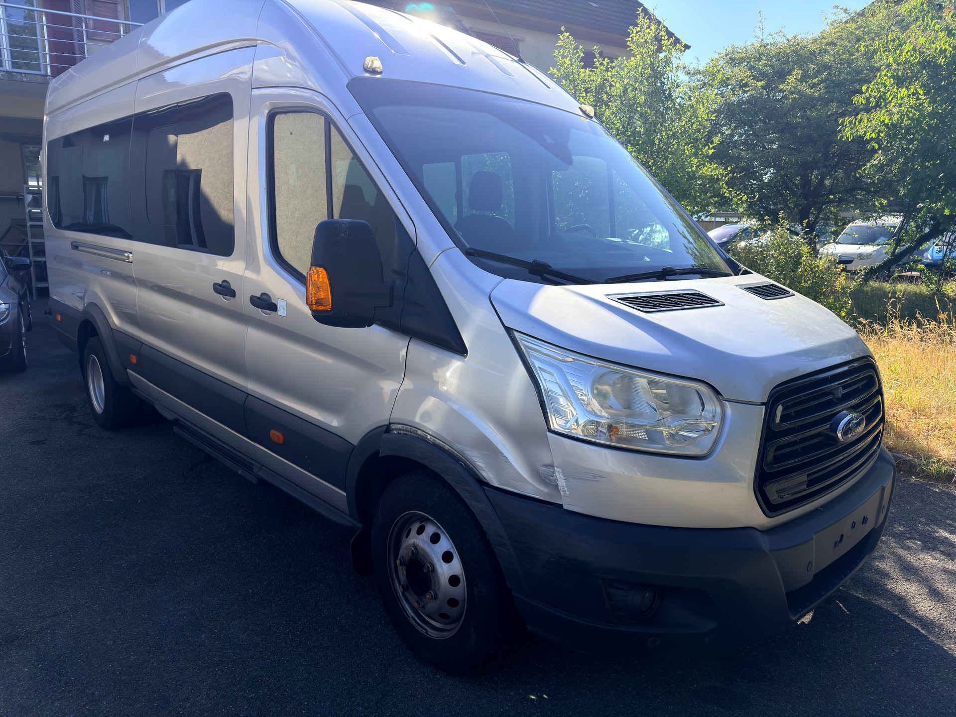 FORD Transit 460 L4H3 Trend RWD 17 - SITZE/PLATZ-image-1