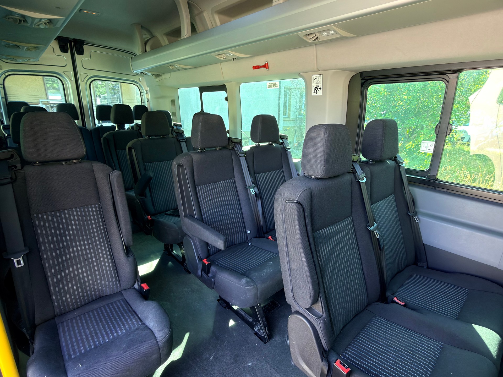 FORD Transit 460 L4H3 Trend RWD 17 - SITZE/PLATZ-image-10