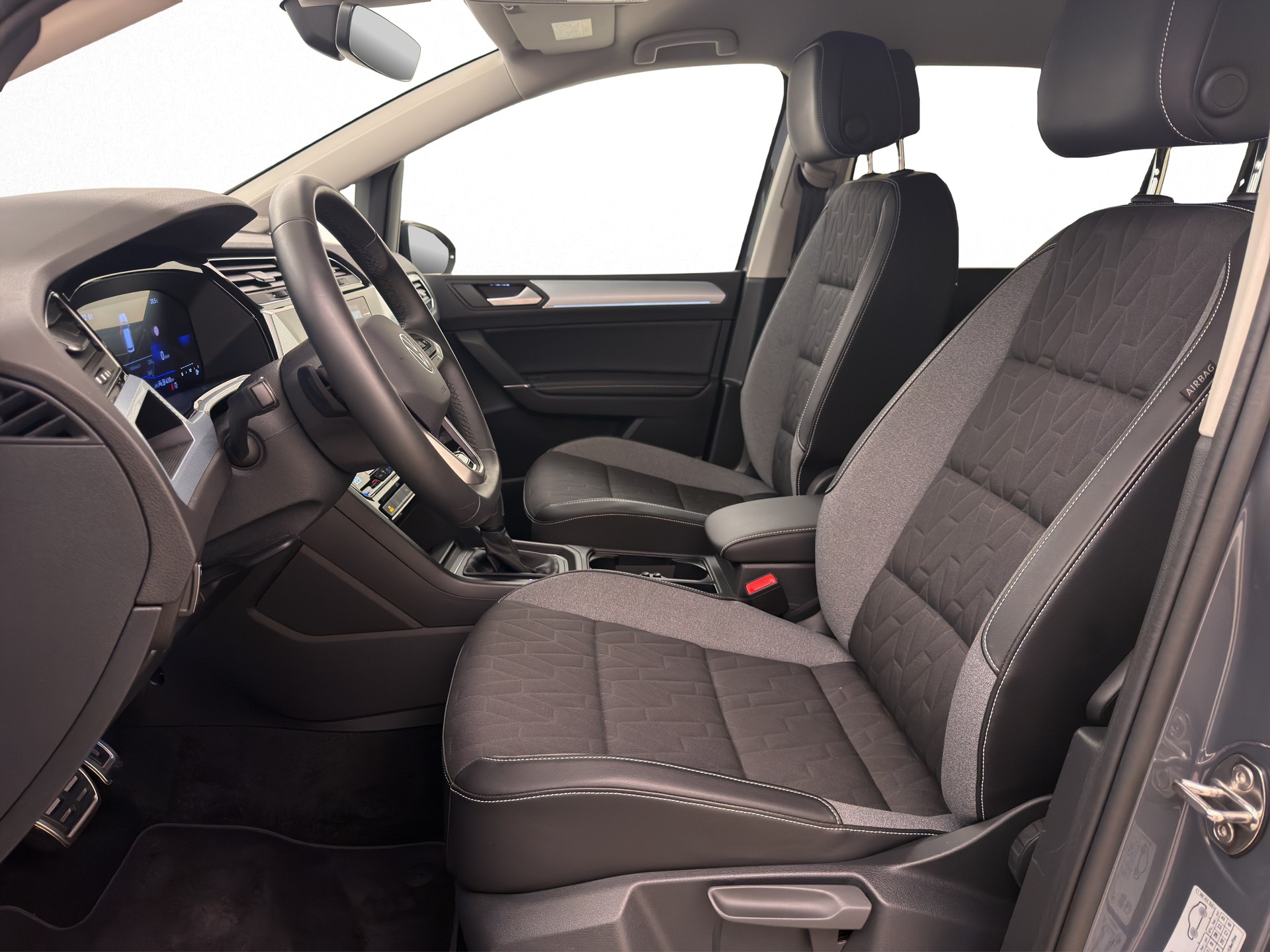 VW Touran 1.5 TSI Goal DSG-image-9