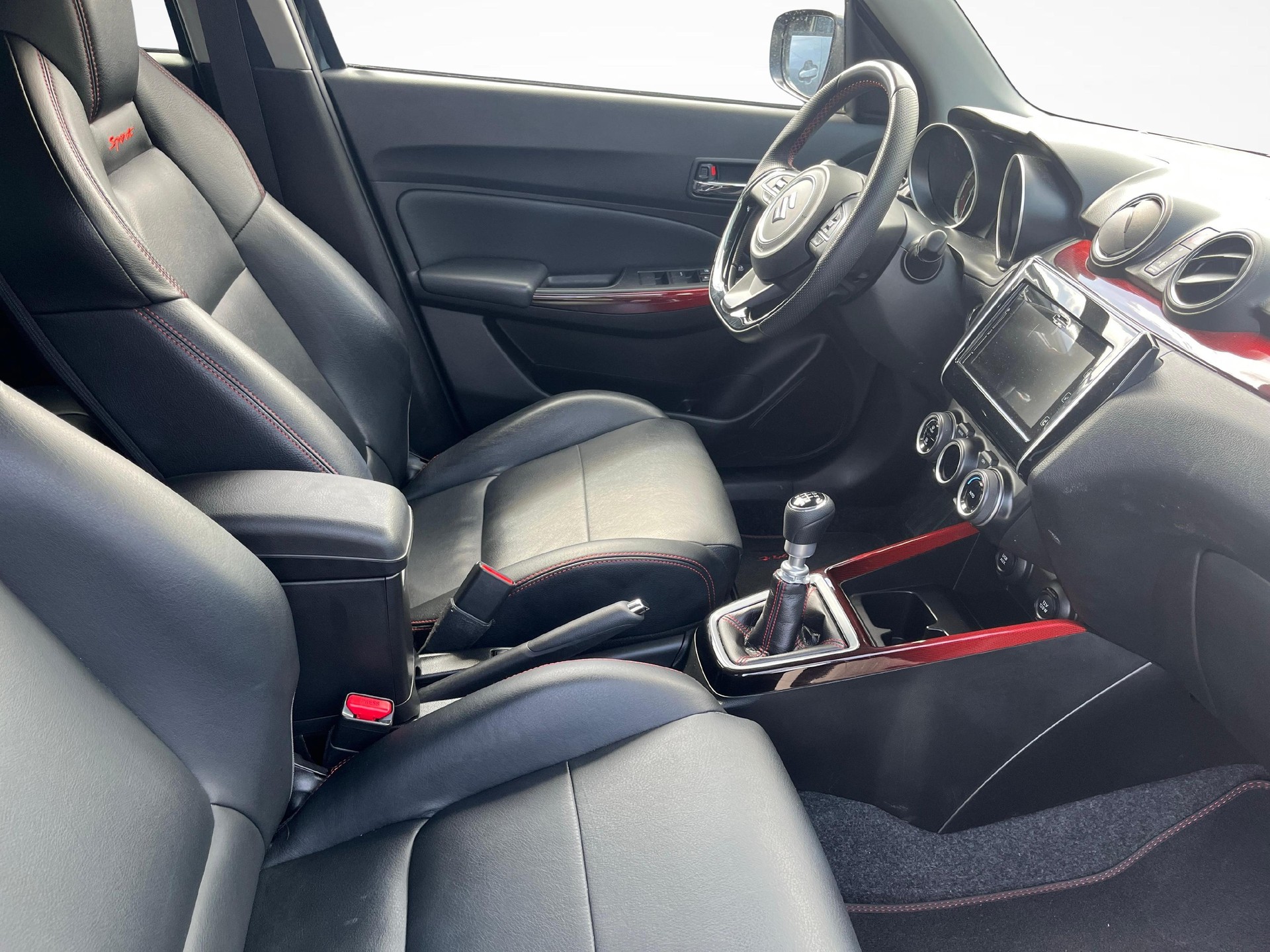 SUZUKI Swift 1.4 T Sport Compact Top Hybrid-image-9