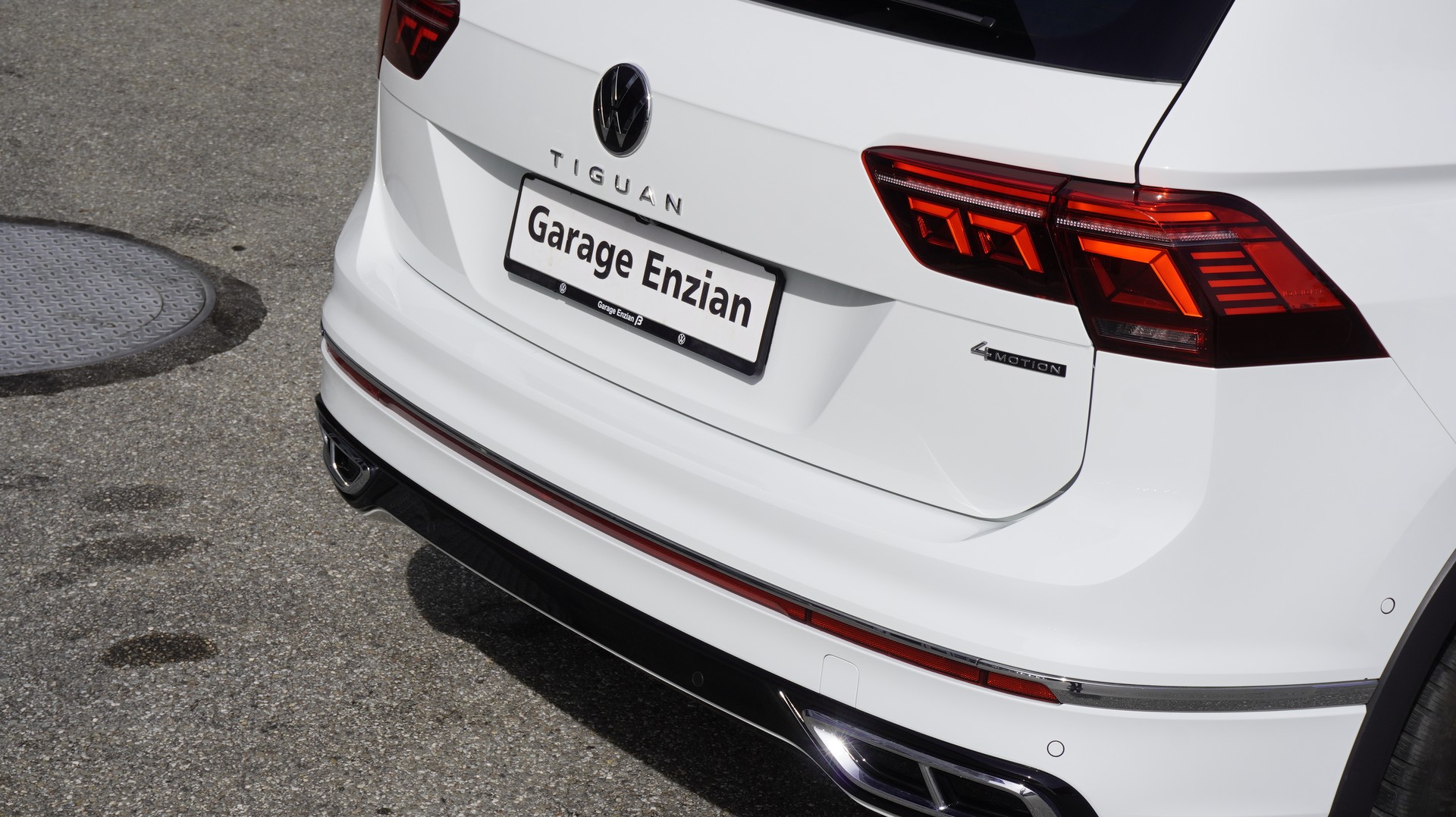 VW Tiguan 2.0TSI R-Line 4Motion DSG-image-14