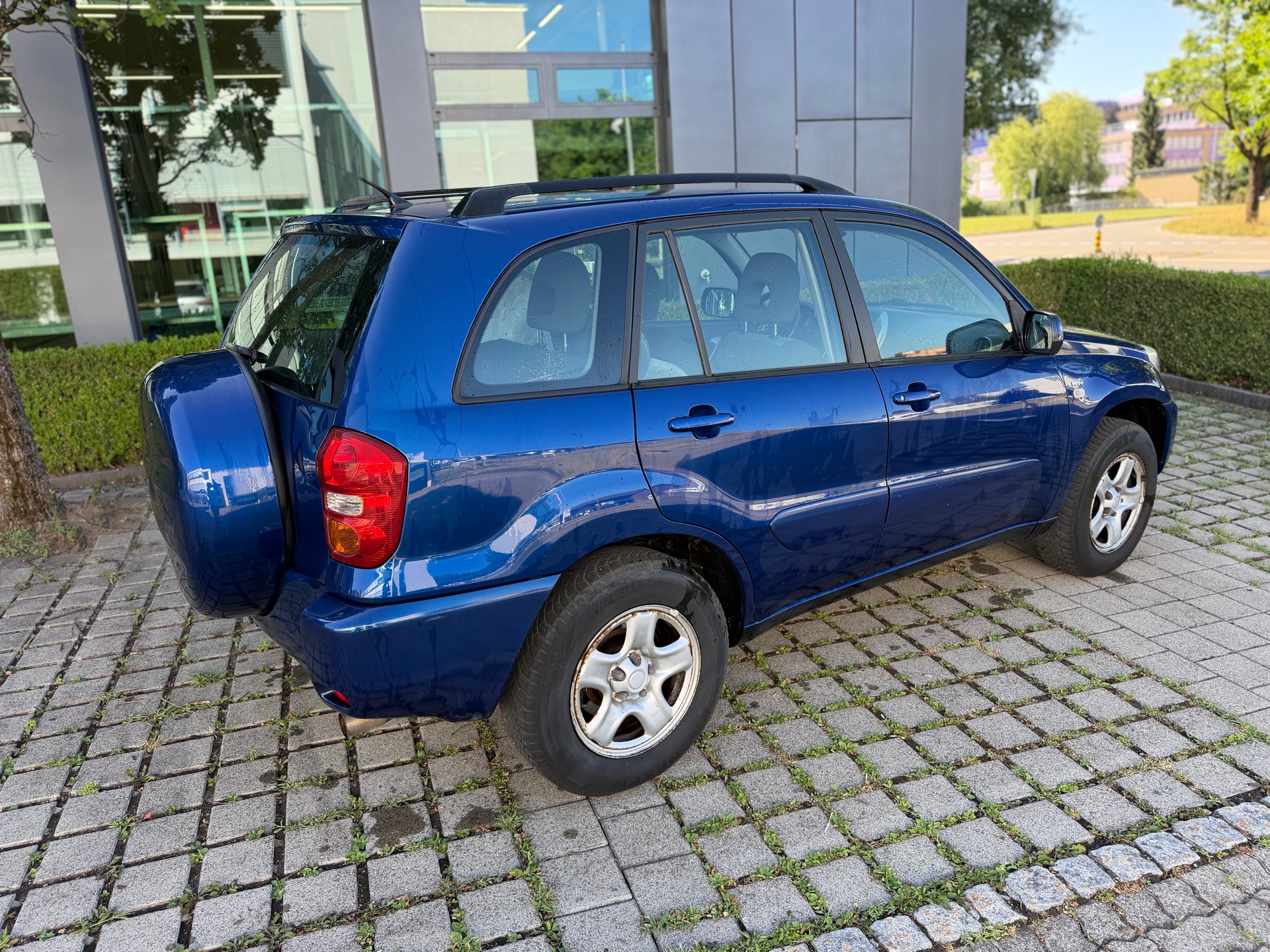 TOYOTA RAV-4 2.0 16V Linea Luna-image-4
