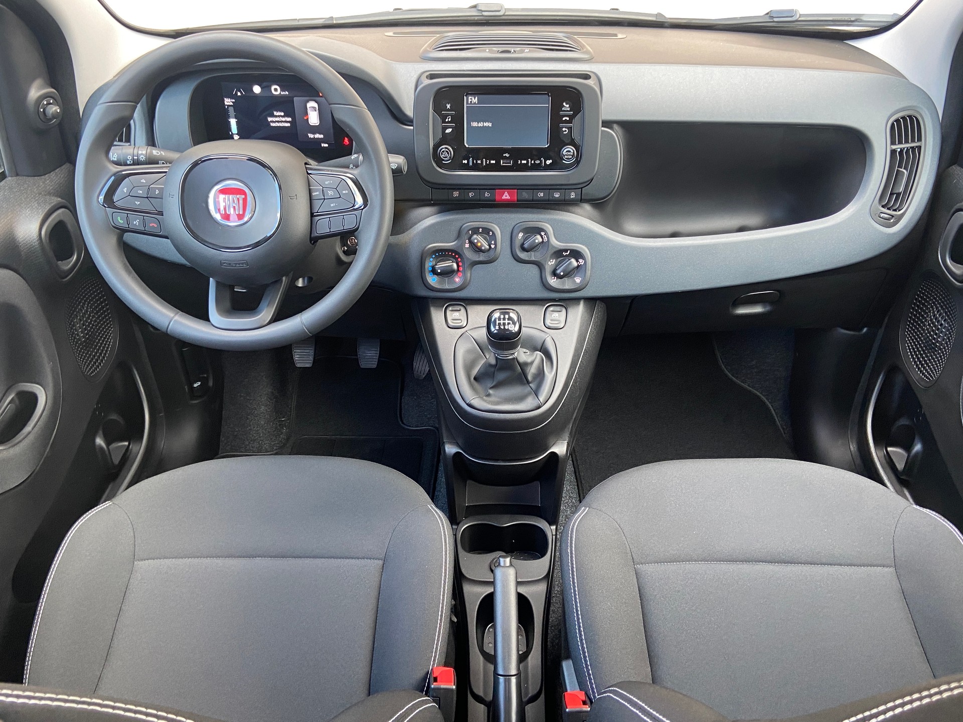FIAT Panda 1.0 MHEV City-showroom-element-3