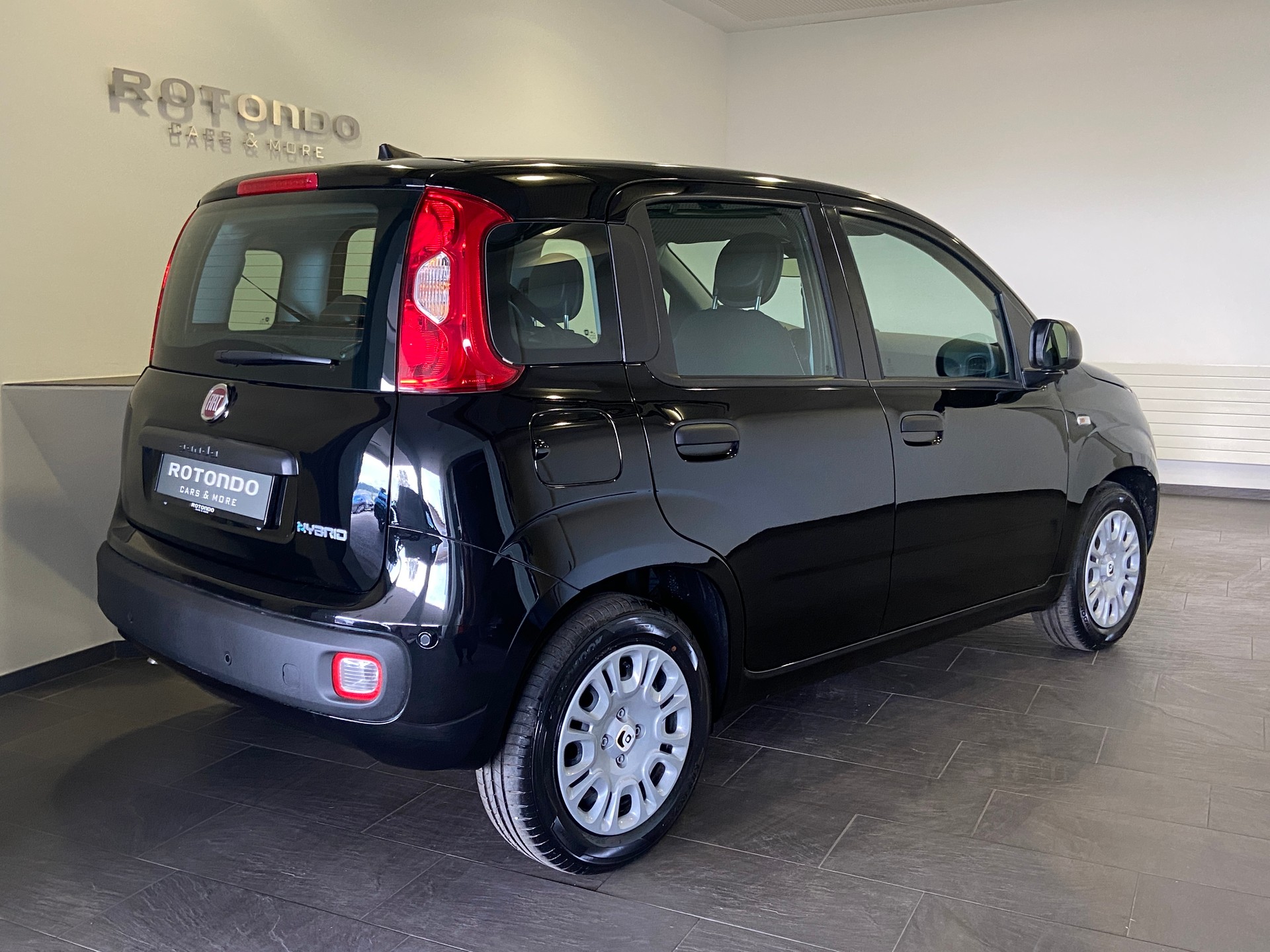 FIAT Panda 1.0 MHEV City-showroom-element-1