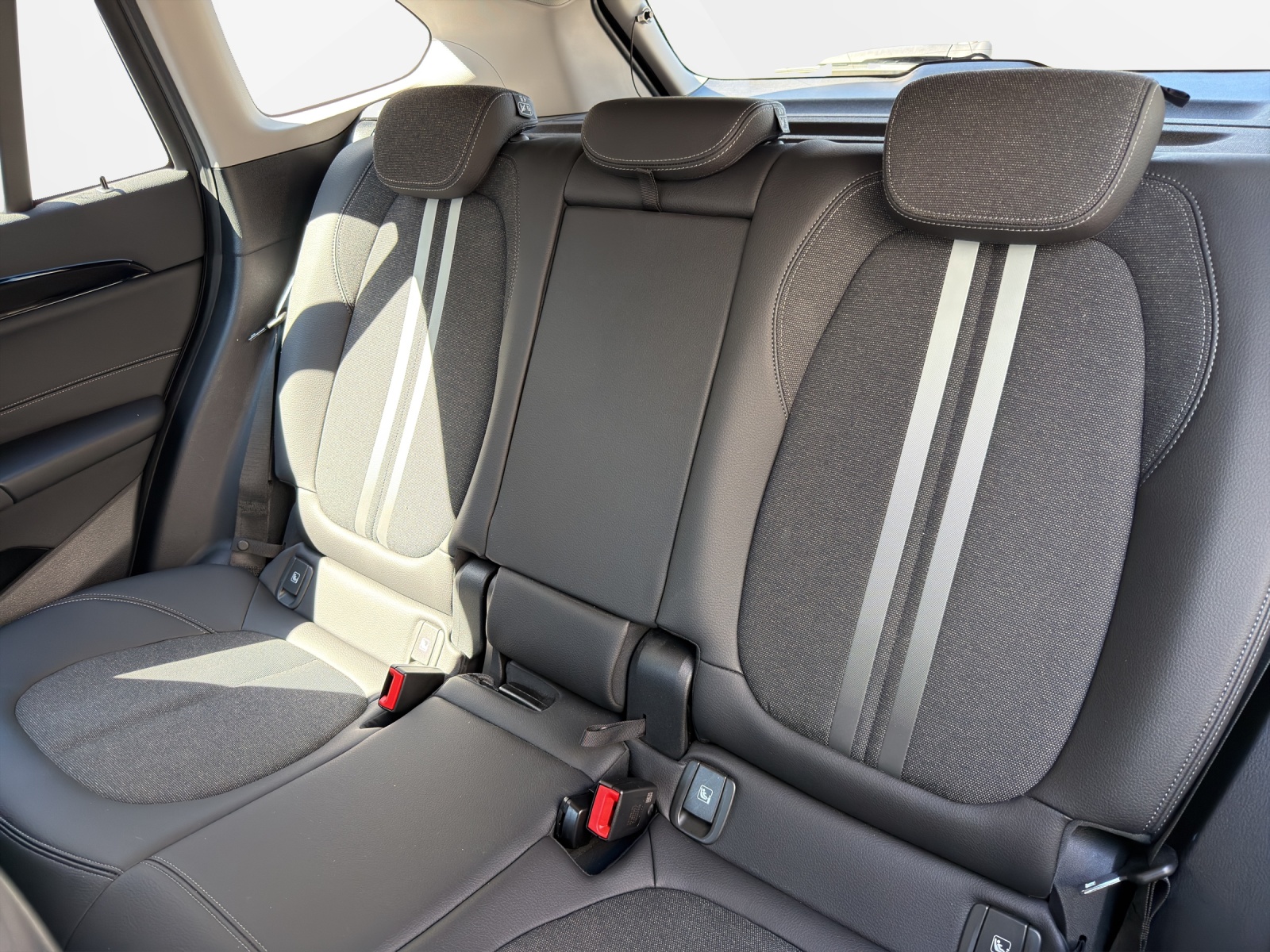 BMW X1 xDrive 25e Sport Line-image-19