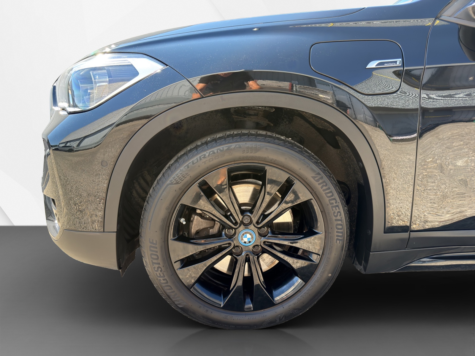 BMW X1 xDrive 25e Sport Line-image-11