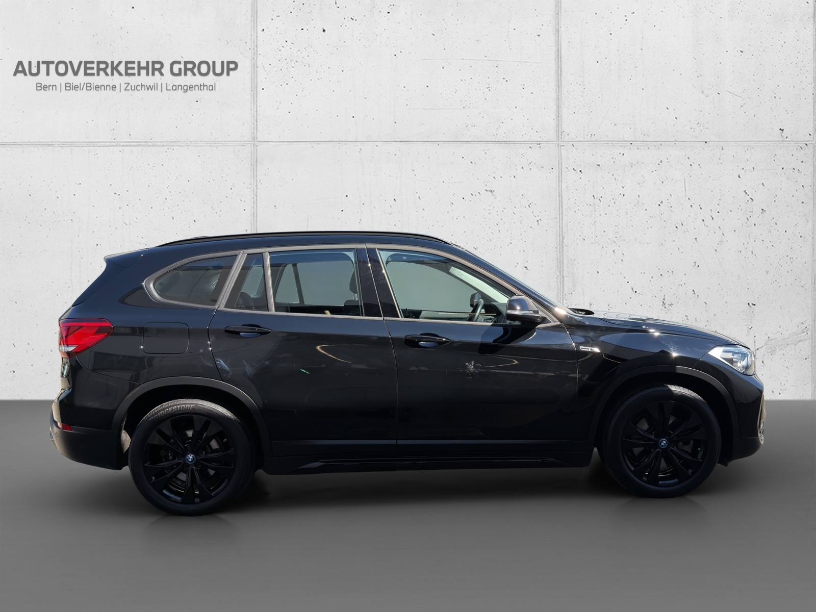 BMW X1 xDrive 25e Sport Line-image-6