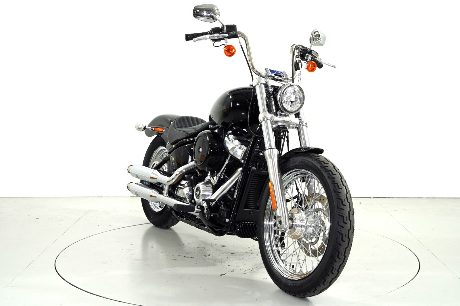 HARLEY-DAVIDSON FXST ABS-showroom-element-1