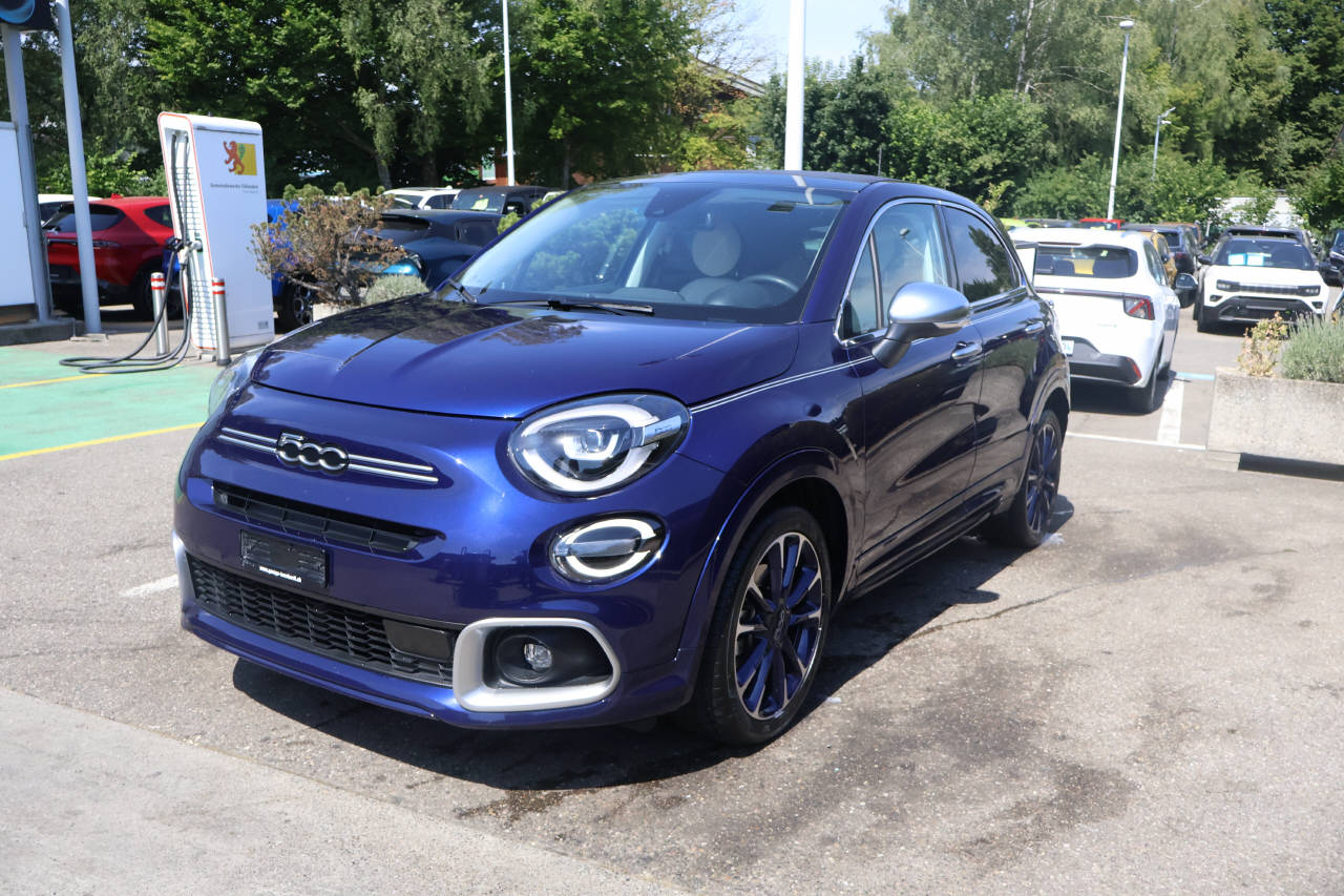 FIAT 500X 1.5 Hybrid Dolcevita Yacht Club Capri-image-6