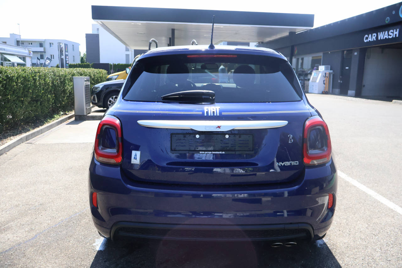 FIAT 500X 1.5 Hybrid Dolcevita Yacht Club Capri-image-3