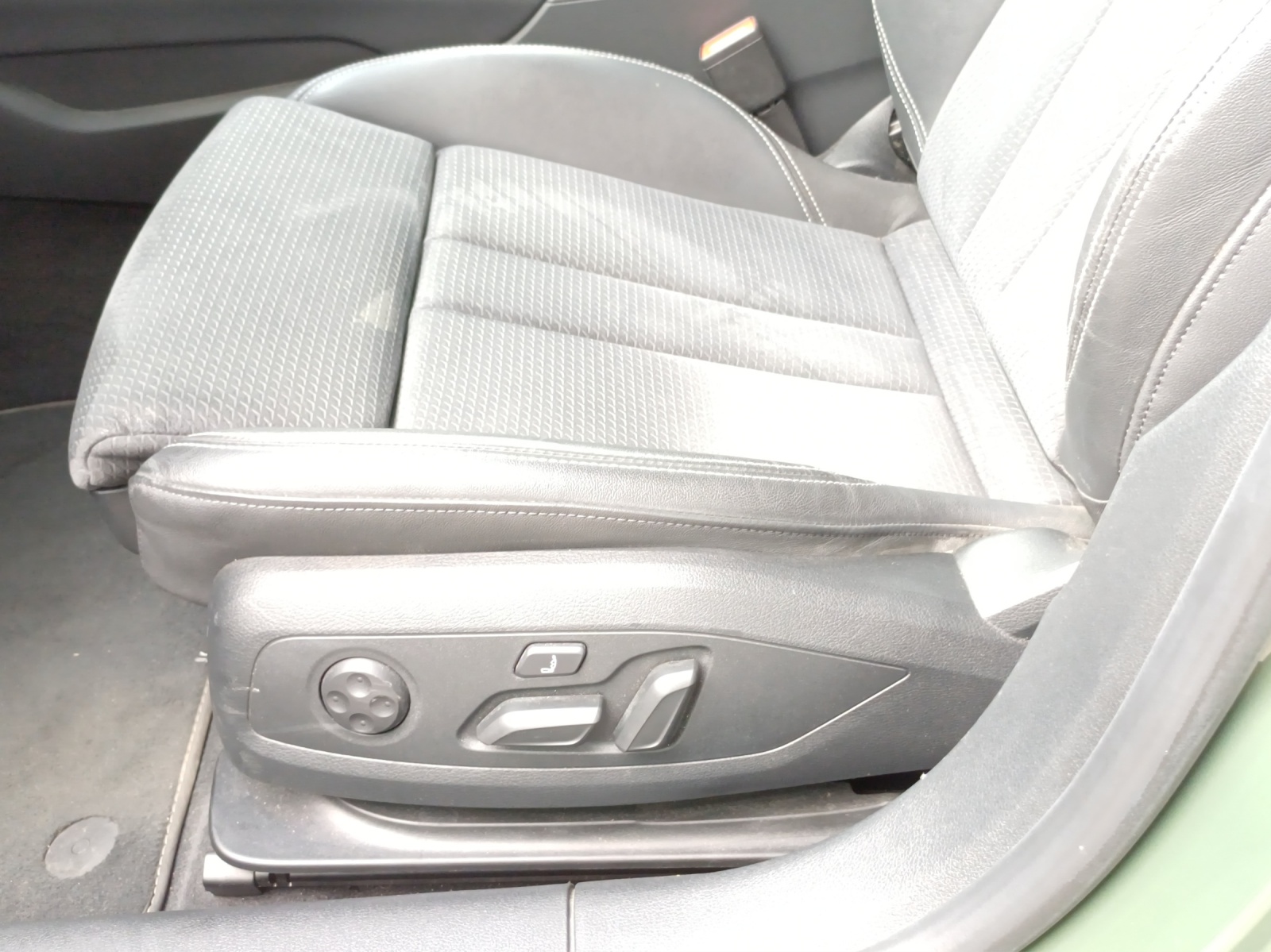 AUDI A5 Sportback 40 TFSI S-Line S-tronic quattro-image-14