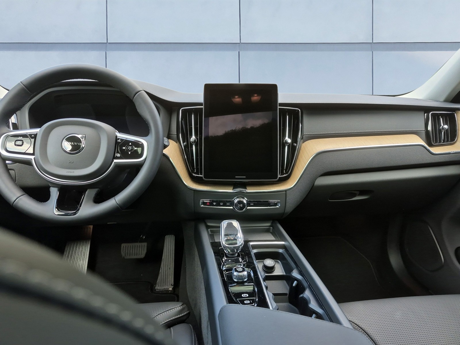 VOLVO XC60 2.0 T8 TE Ultra Dark eAWD-image-11