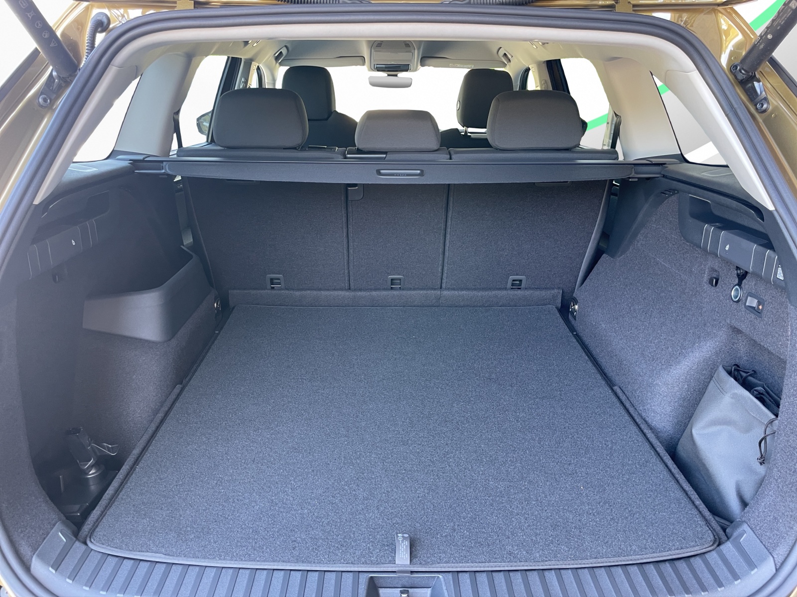 SKODA Kodiaq 2.0 TSI Dynamic 4x4-image-14