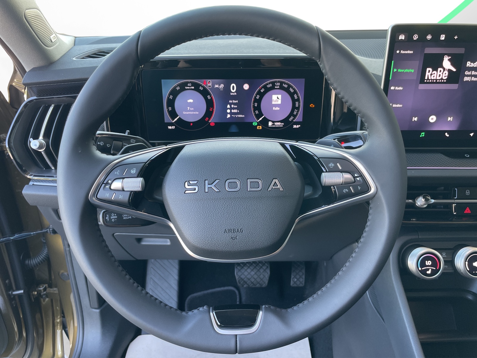 SKODA Kodiaq 2.0 TSI Dynamic 4x4-image-7