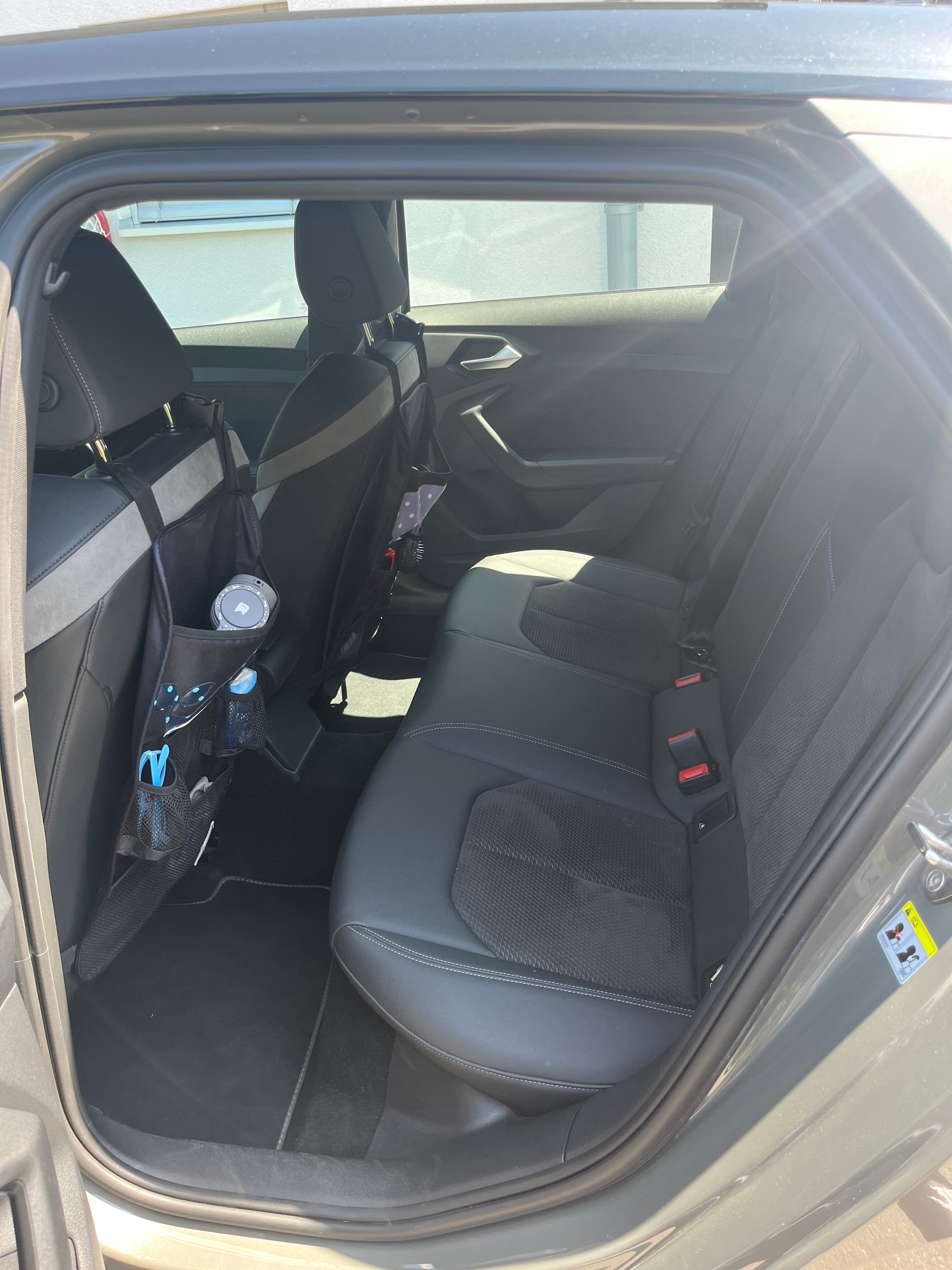 AUDI 1.0 30 TFSI S Line S-Tronic-image-2
