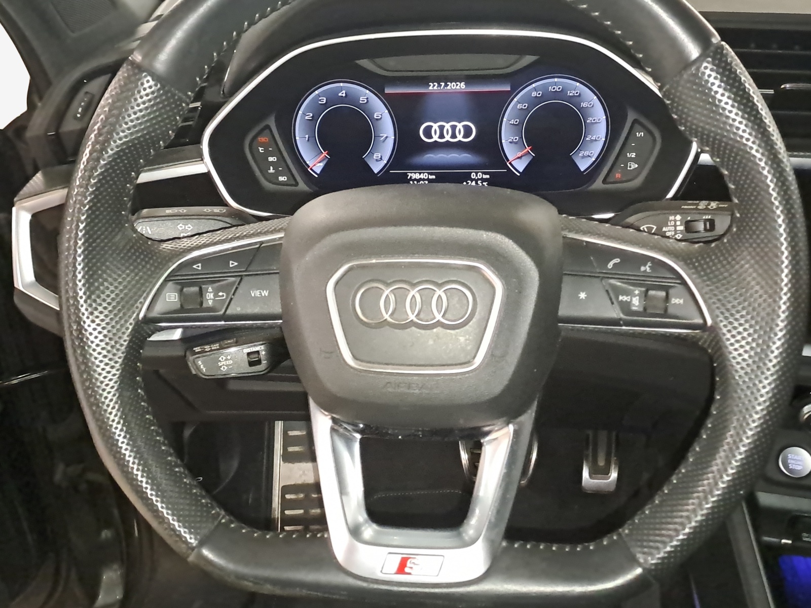 AUDI Q3 Sportback 45 TFSI S line quattro S-tronic-image-9