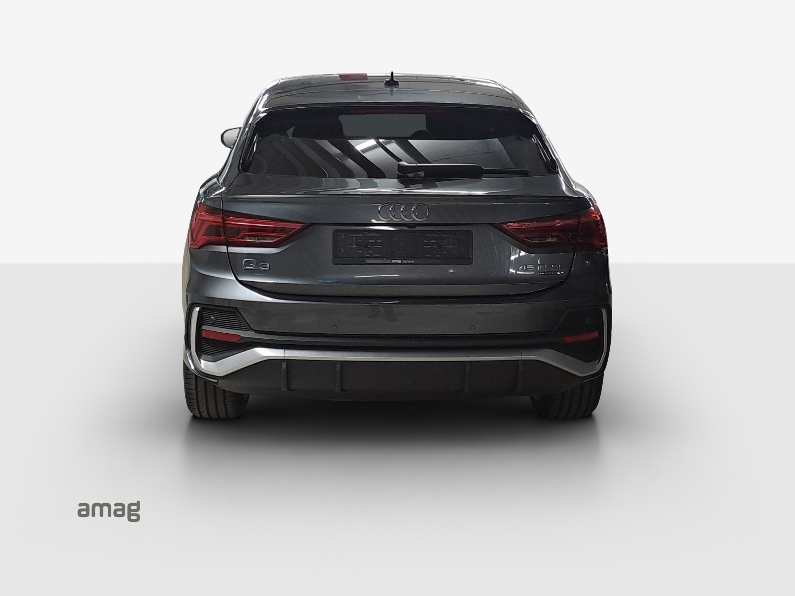 AUDI Q3 Sportback 45 TFSI S line quattro S-tronic-image-3