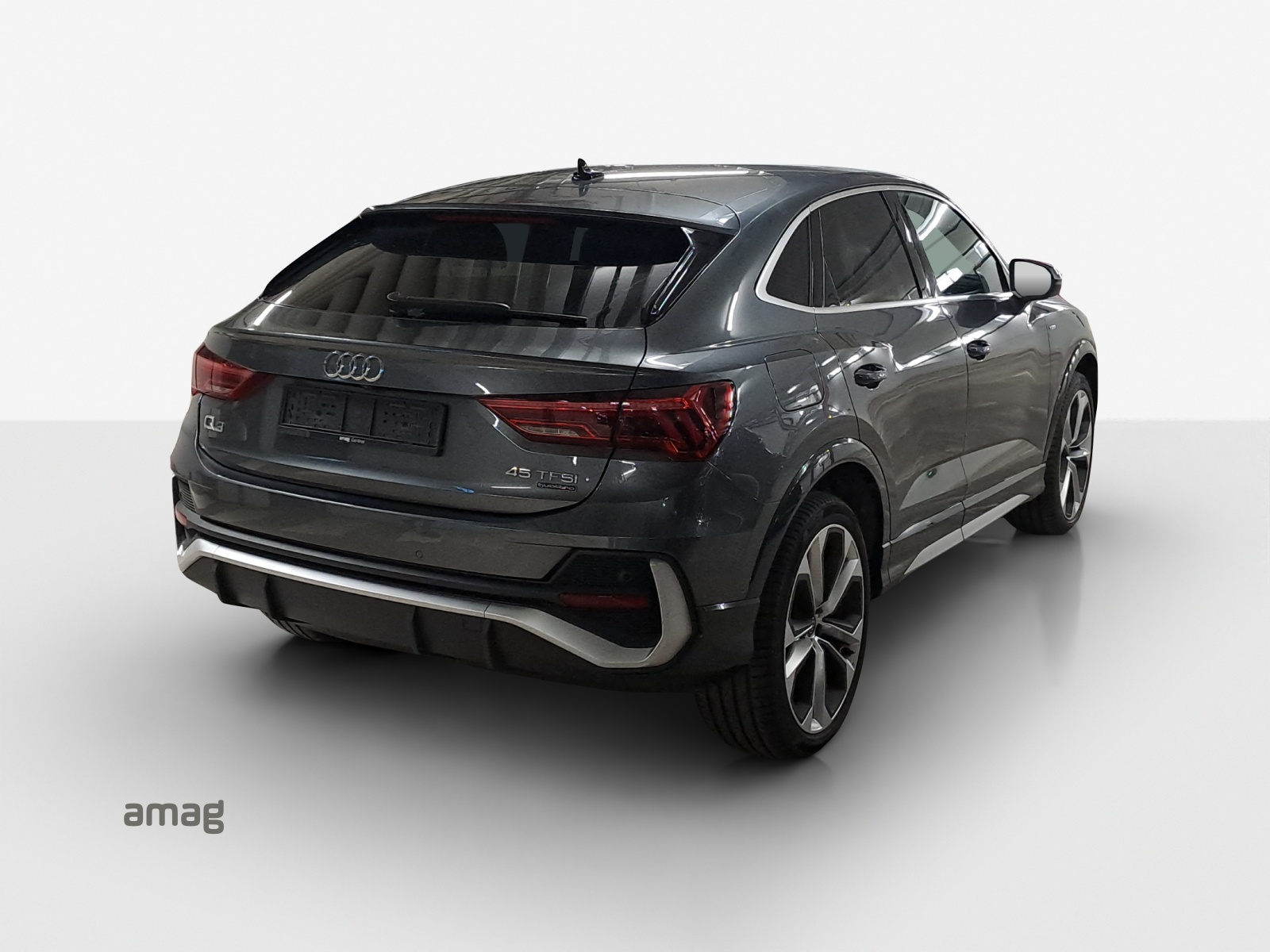 AUDI Q3 Sportback 45 TFSI S line quattro S-tronic-image-4