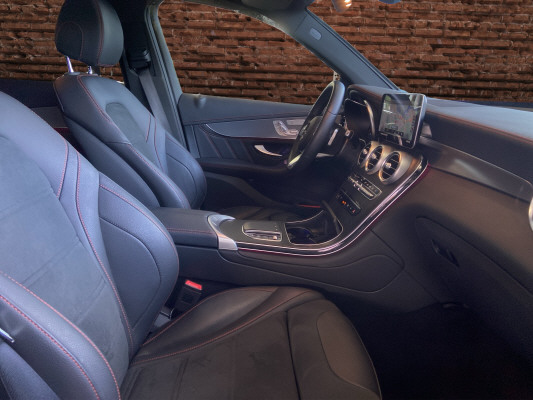 MERCEDES-BENZ GLC 300 d 4M AMG Line-image-12