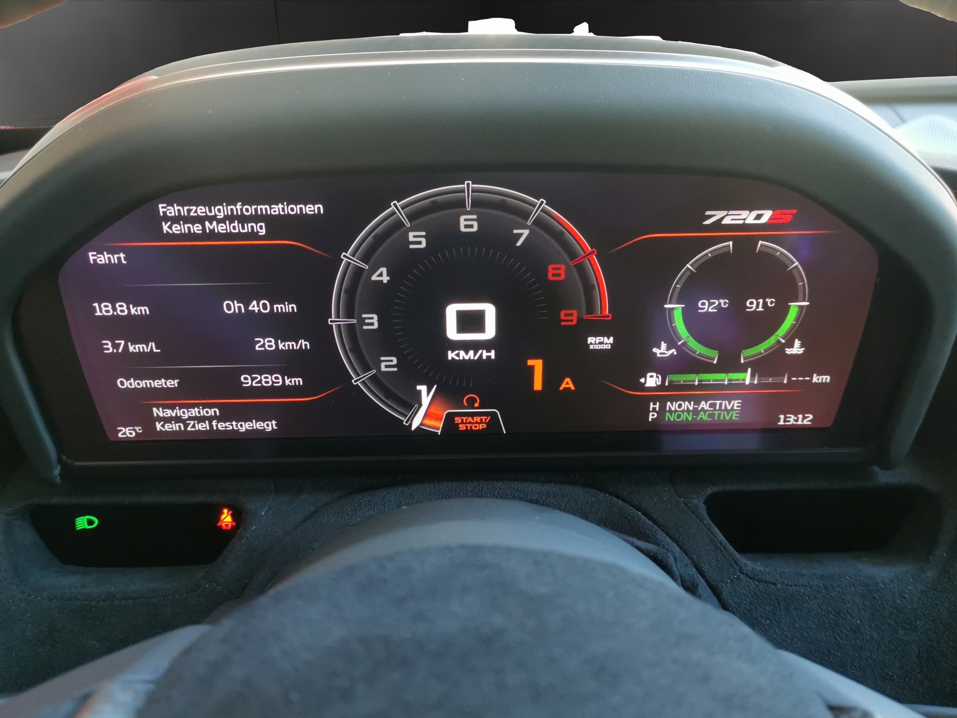 McLAREN 720S-image-13