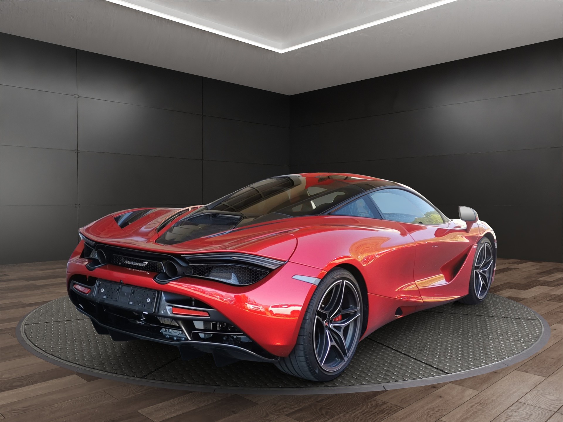 McLAREN 720S-image-5