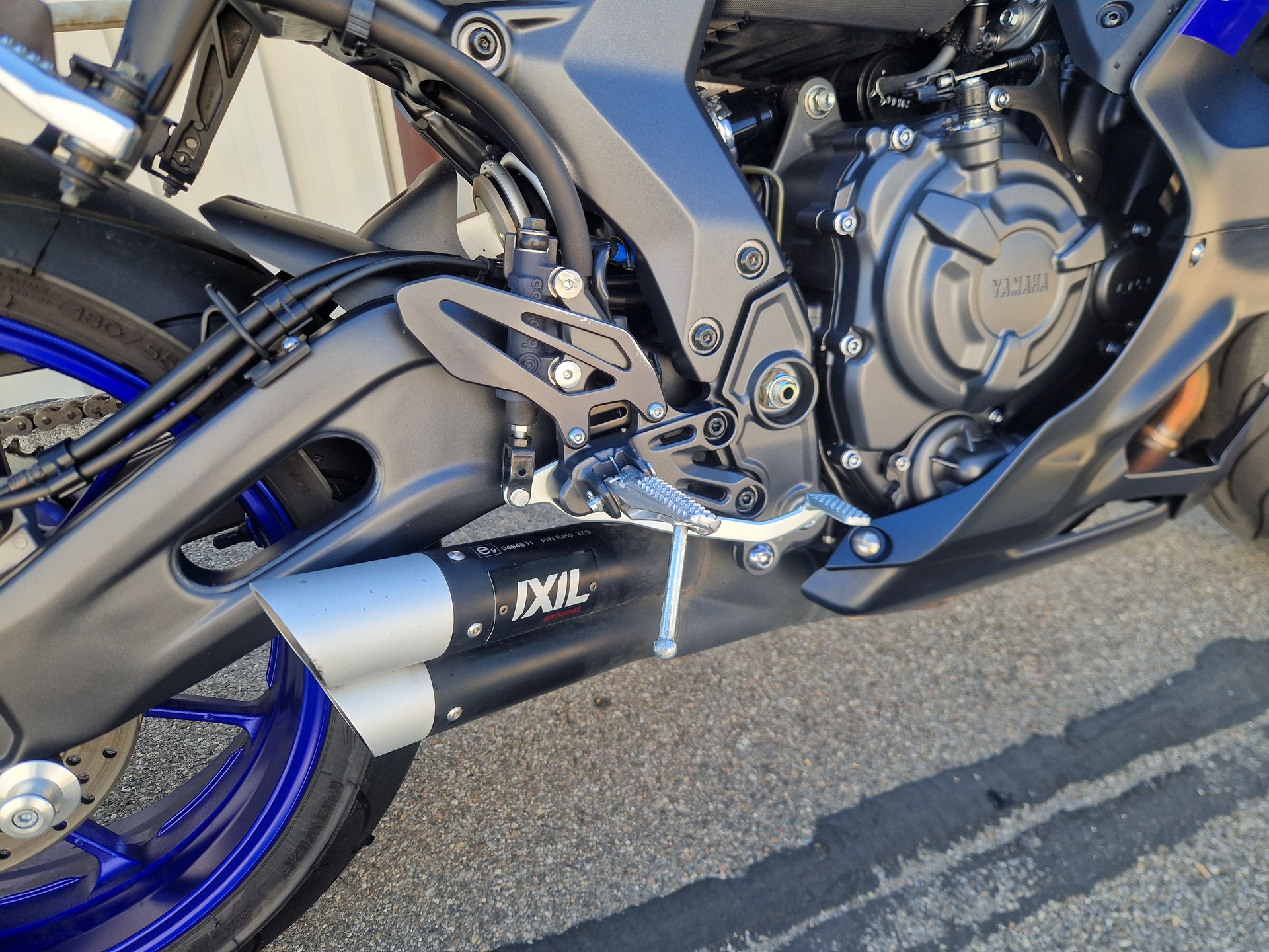 YAMAHA YZF-R7 (35kW)-showroom-element-3