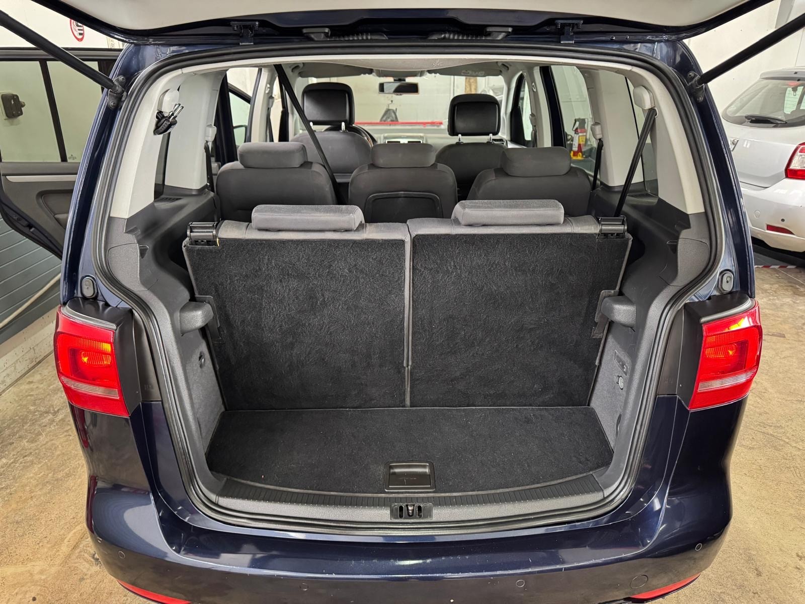 VW Touran 1.4 TSI Comfortline 7 Plätze-image-10